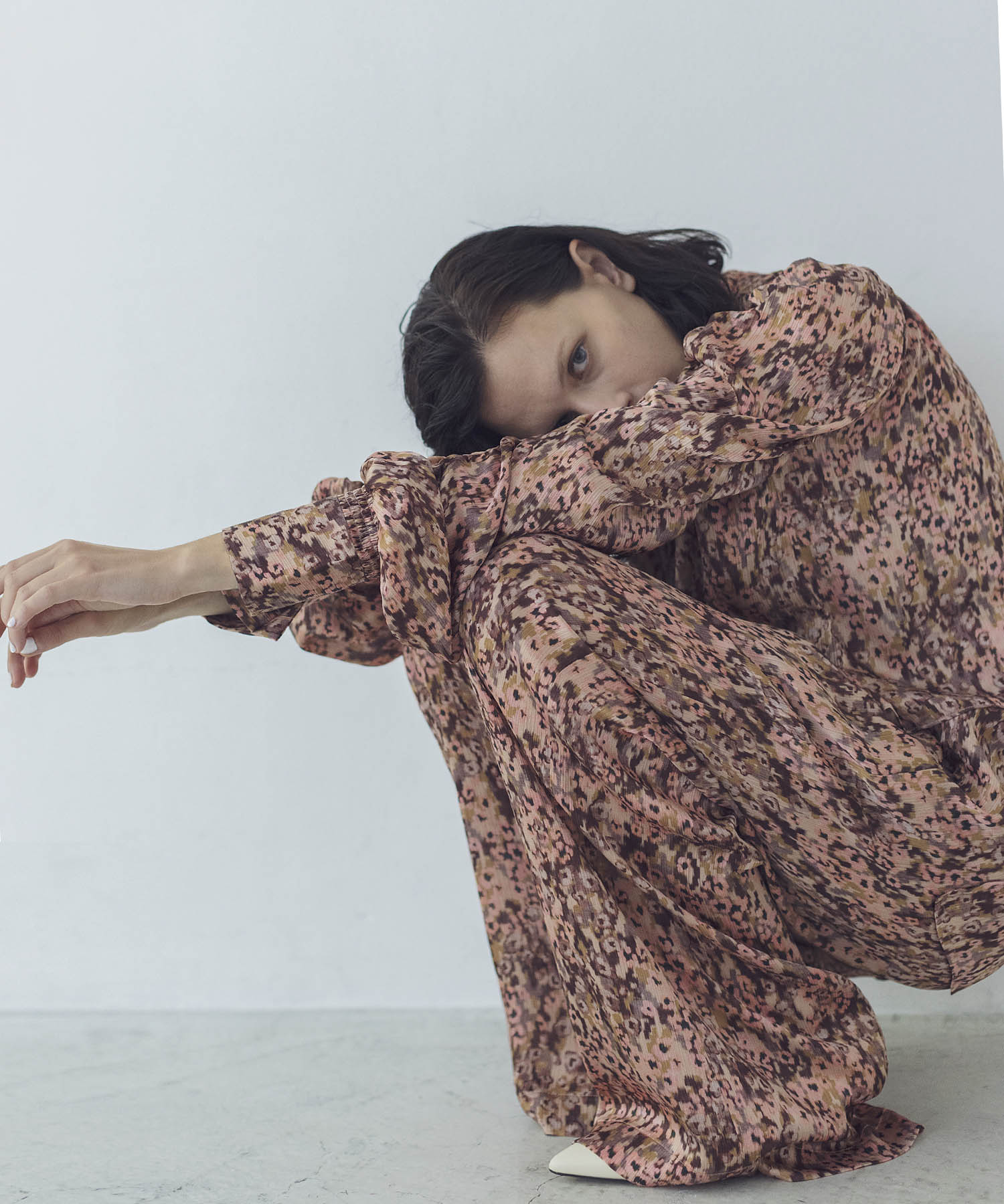 ＜VENIT＞sensitive flowers print blouse