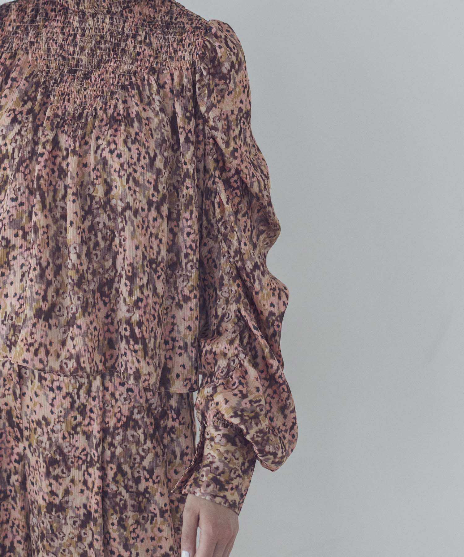 VENIT / sensitive flowers print blouse(センシティブフラワー