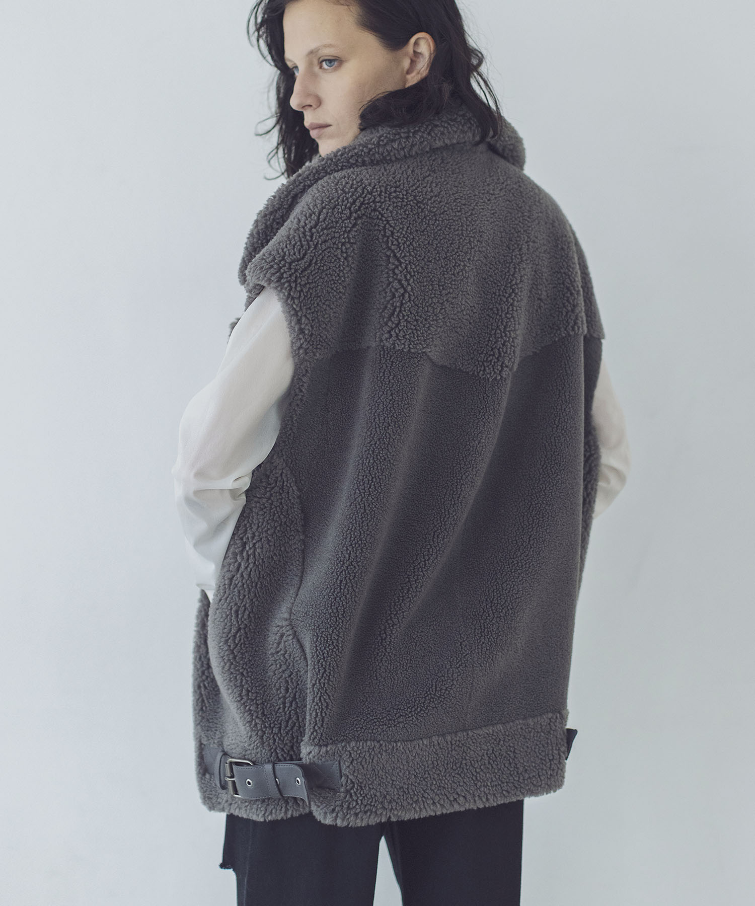 VENIT＞wool boa vest | AND ON JIONE STORE（アンドオン）ジオン商事