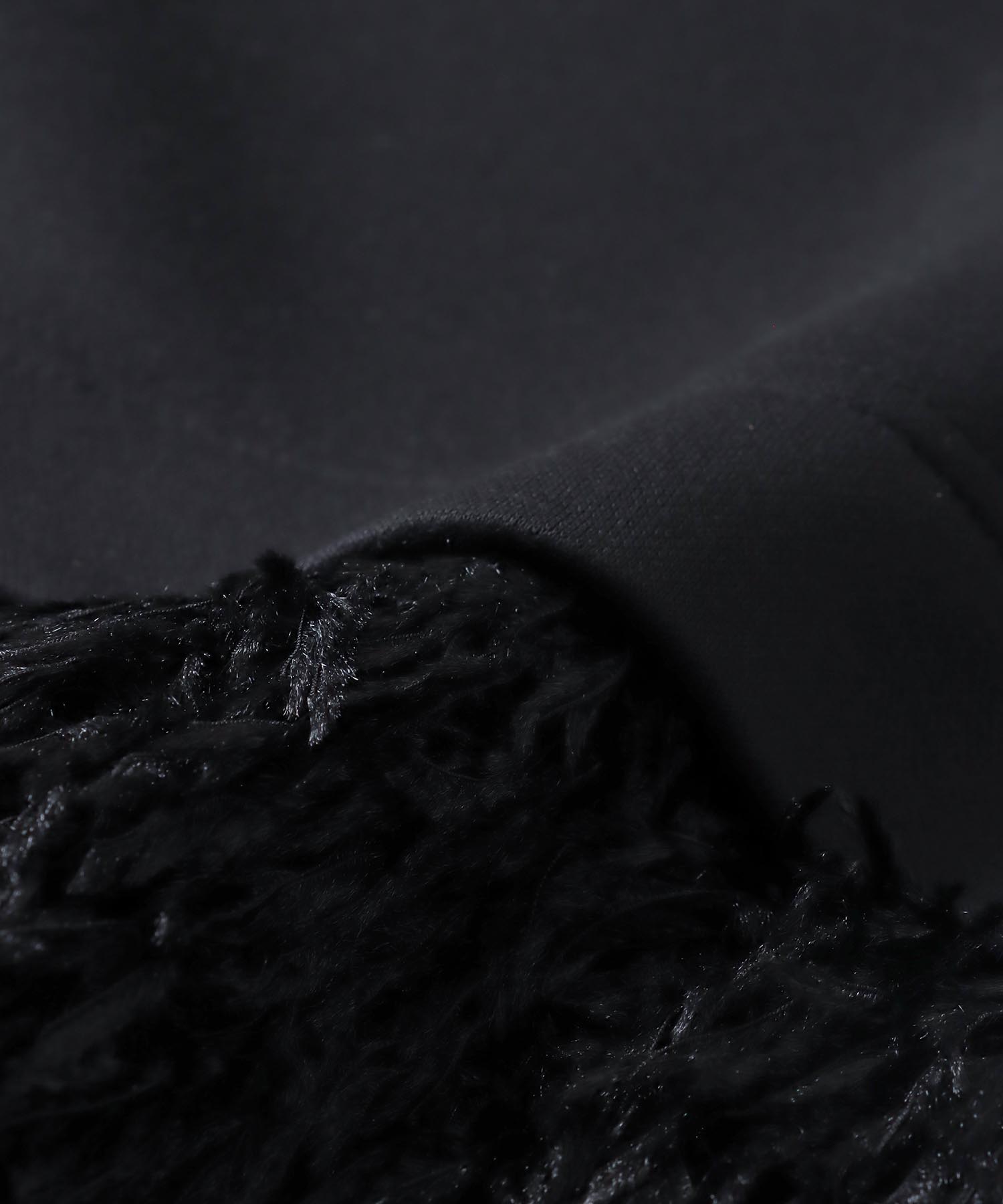 VENIT>feather×bonding dress | AND ON JIONE STORE(アンドオン