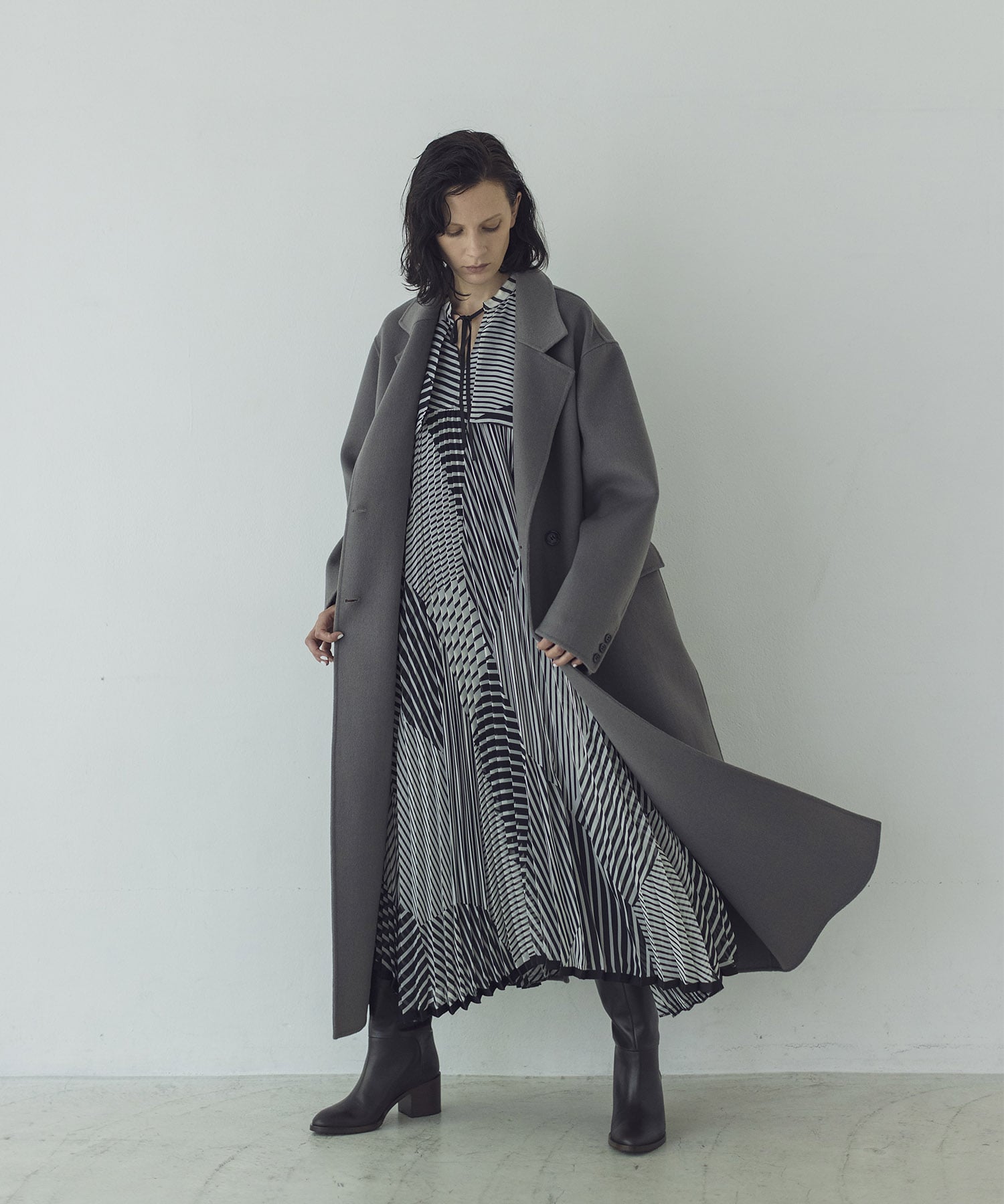 VENIT＞rever double chester coat | AND ON JIONE STORE（アンドオン