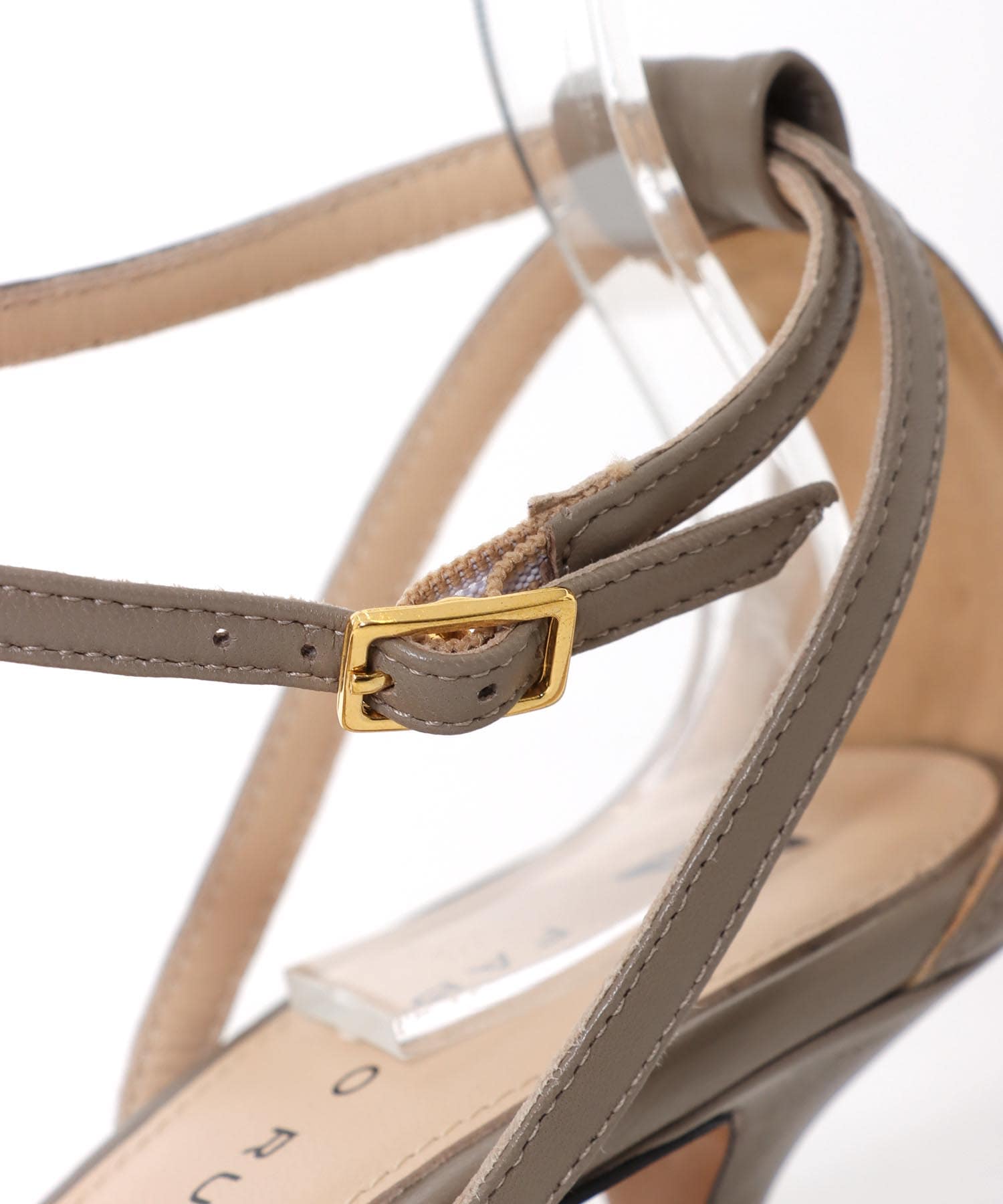 FABIO RUSCONI>GABRY chain design pointed heel pumps | AND ON