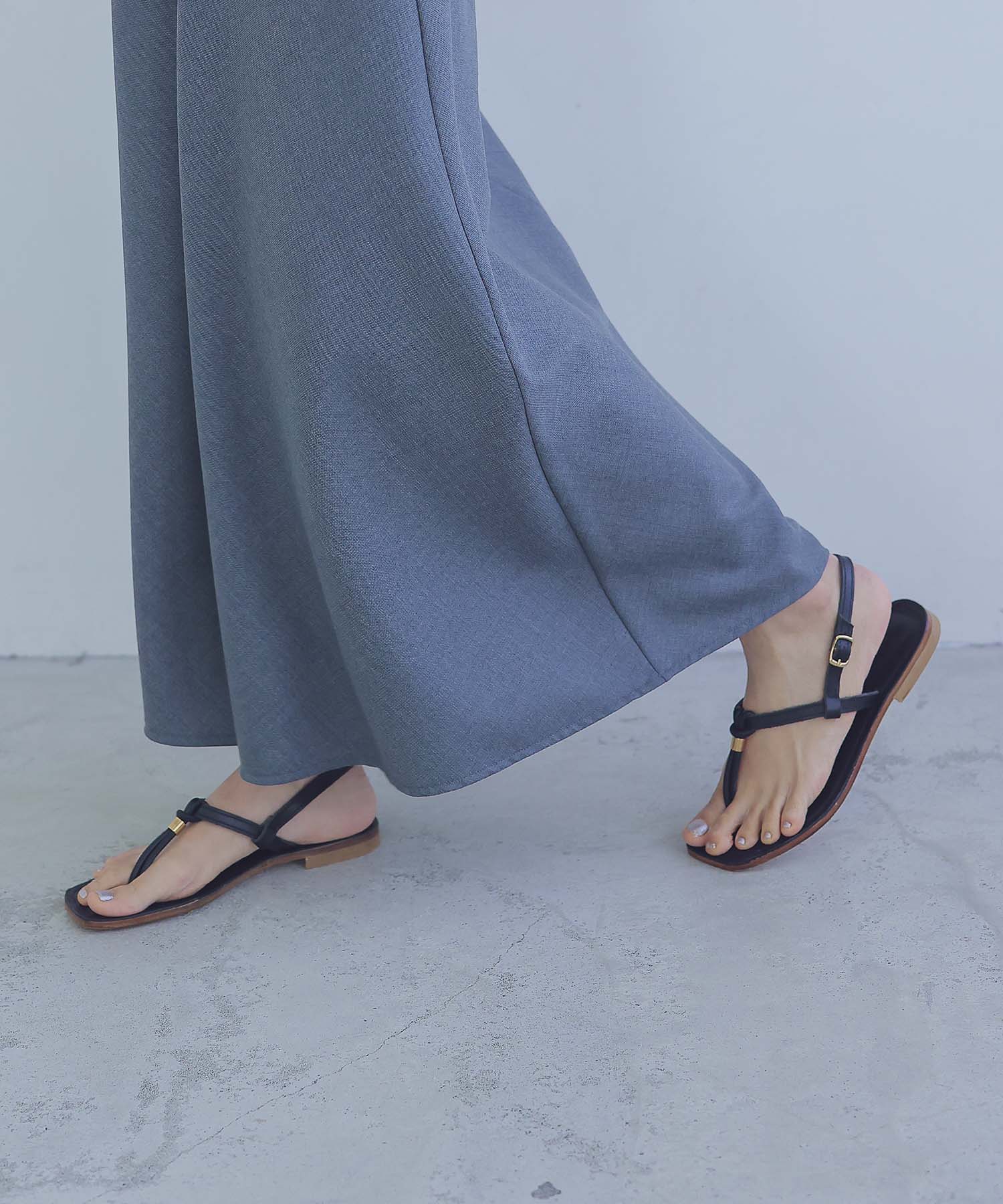 ＜FABIO RUSCONI＞PALU tongs flat sandals