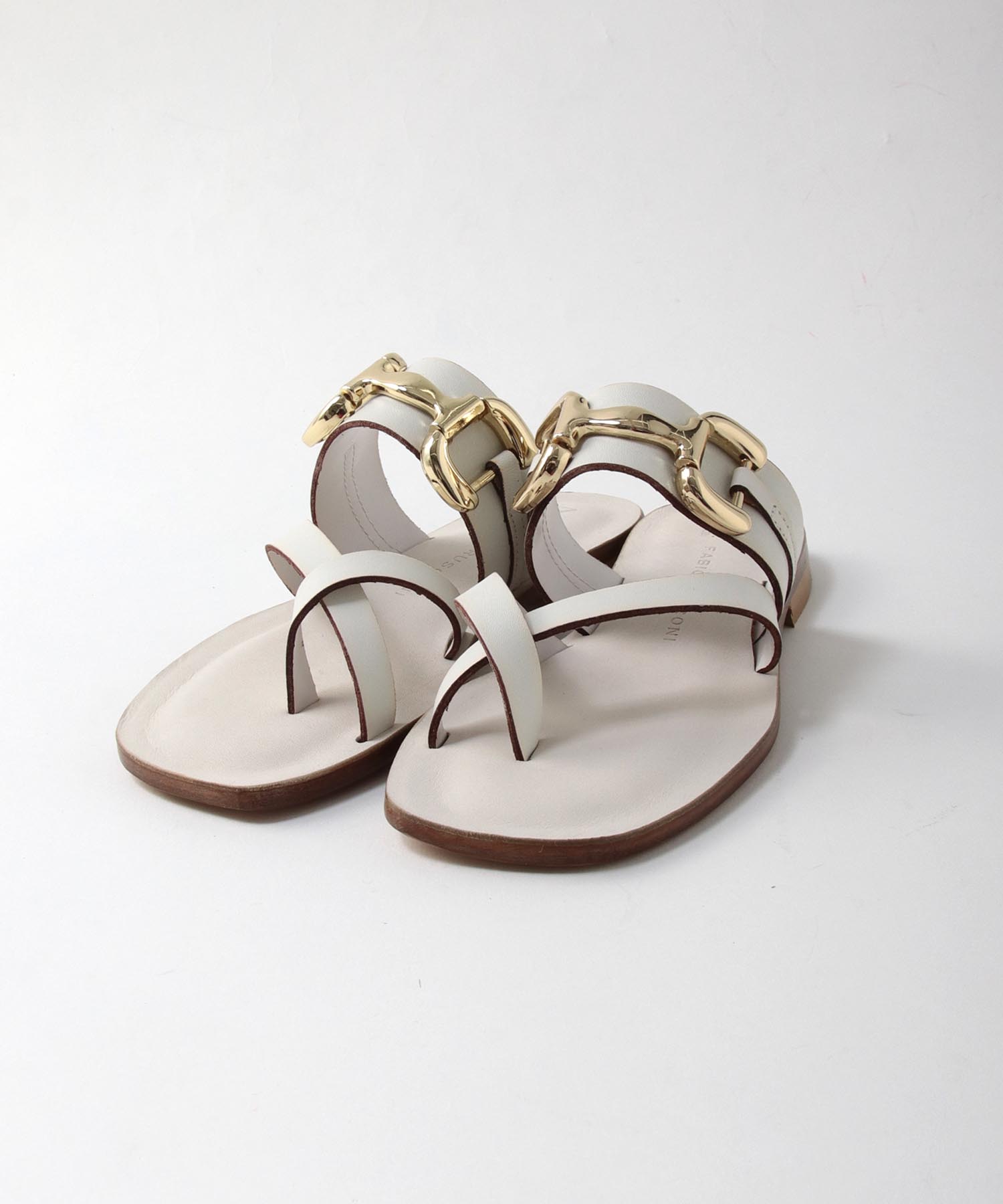 ＜FABIO RUSCONI＞PALU bit motif tongs flat sandals