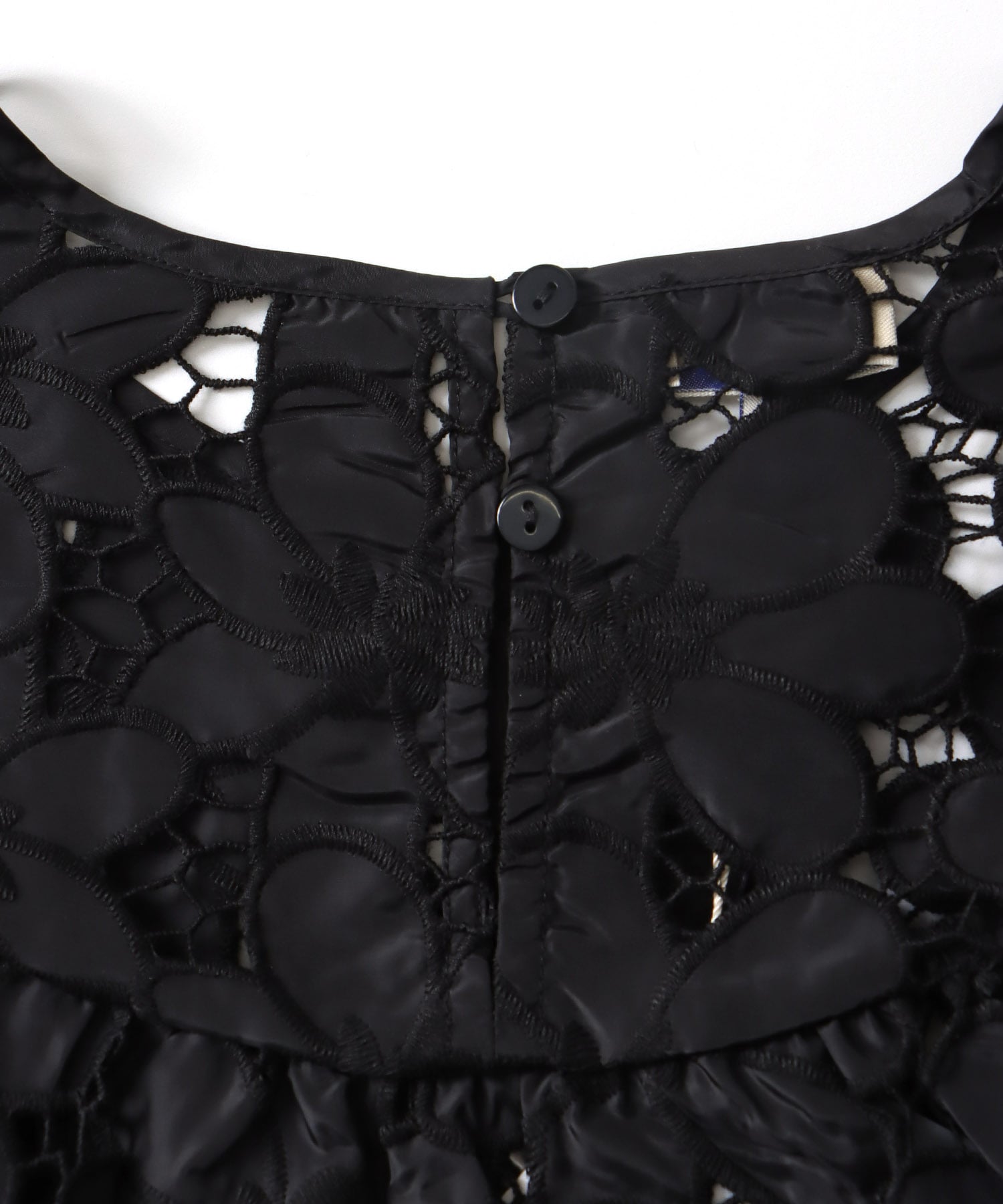 ＜BAUM UND PFERDGARTEN＞MAG (Flower Lace)
