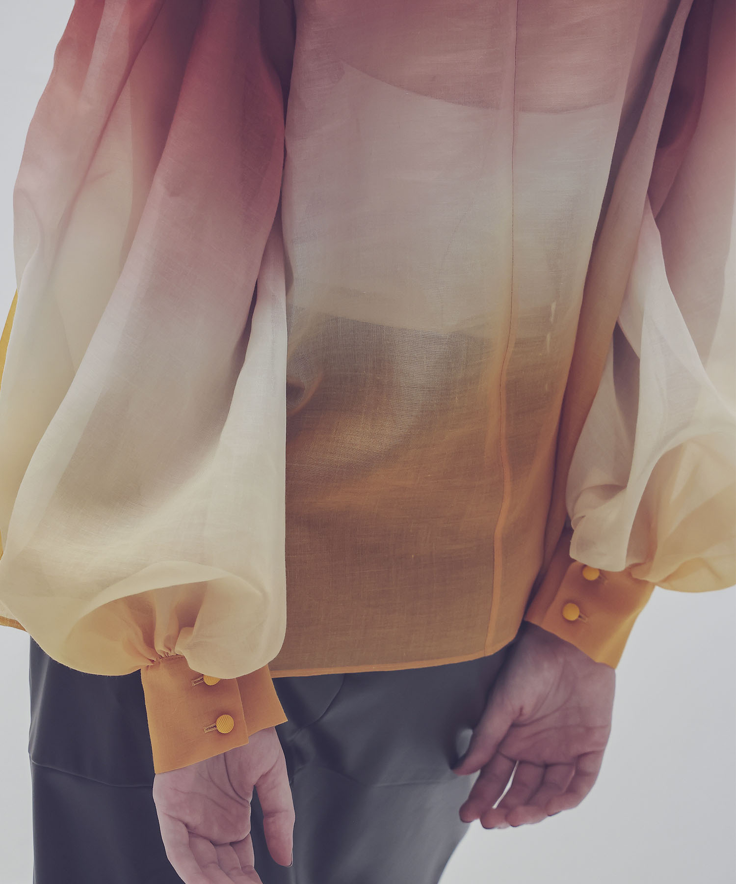 ＜STUMBLY＞Bottleneck Volume Sleeve Blouse