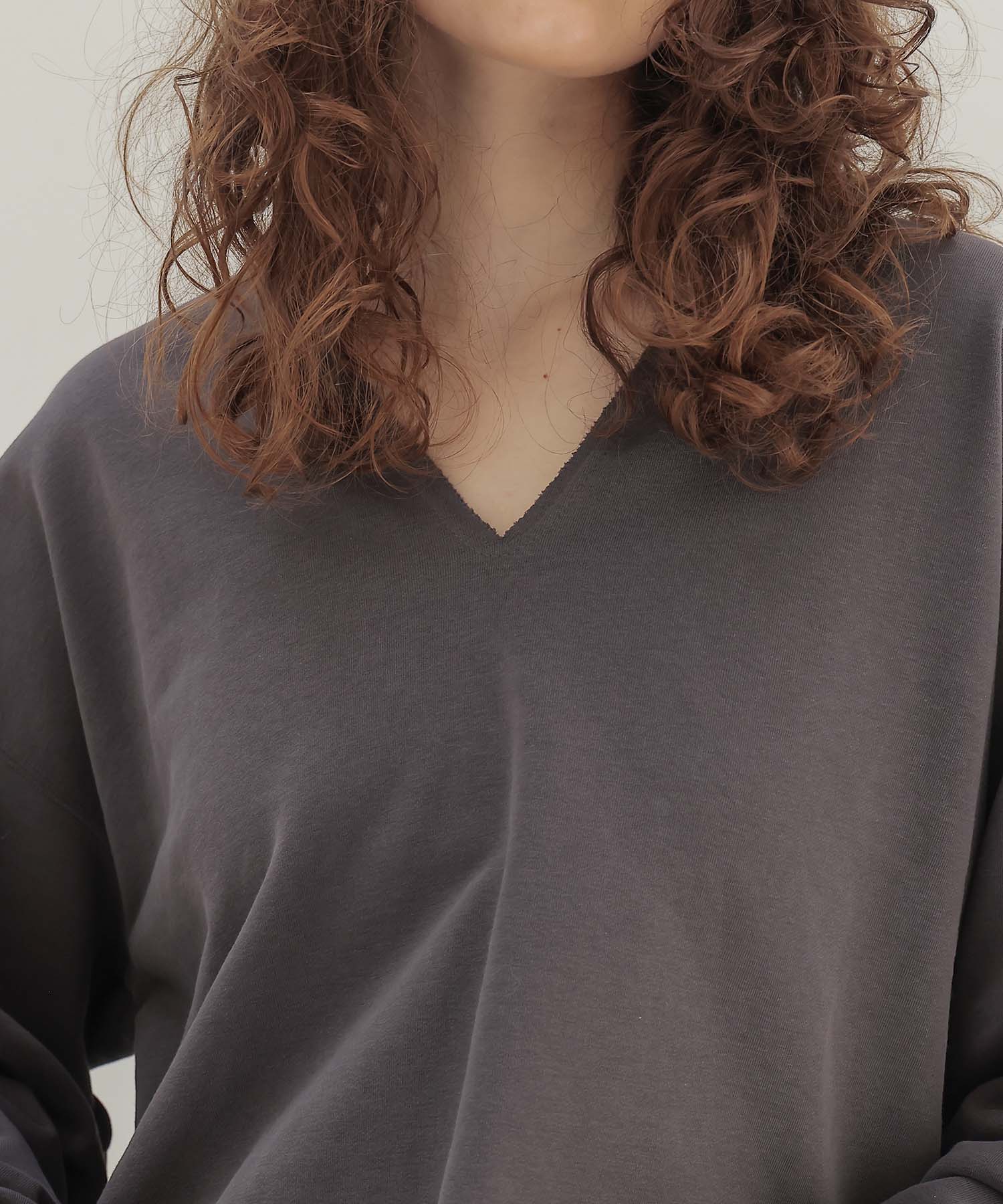 ＜Sugar Rose＞cut off vneck sweat pull