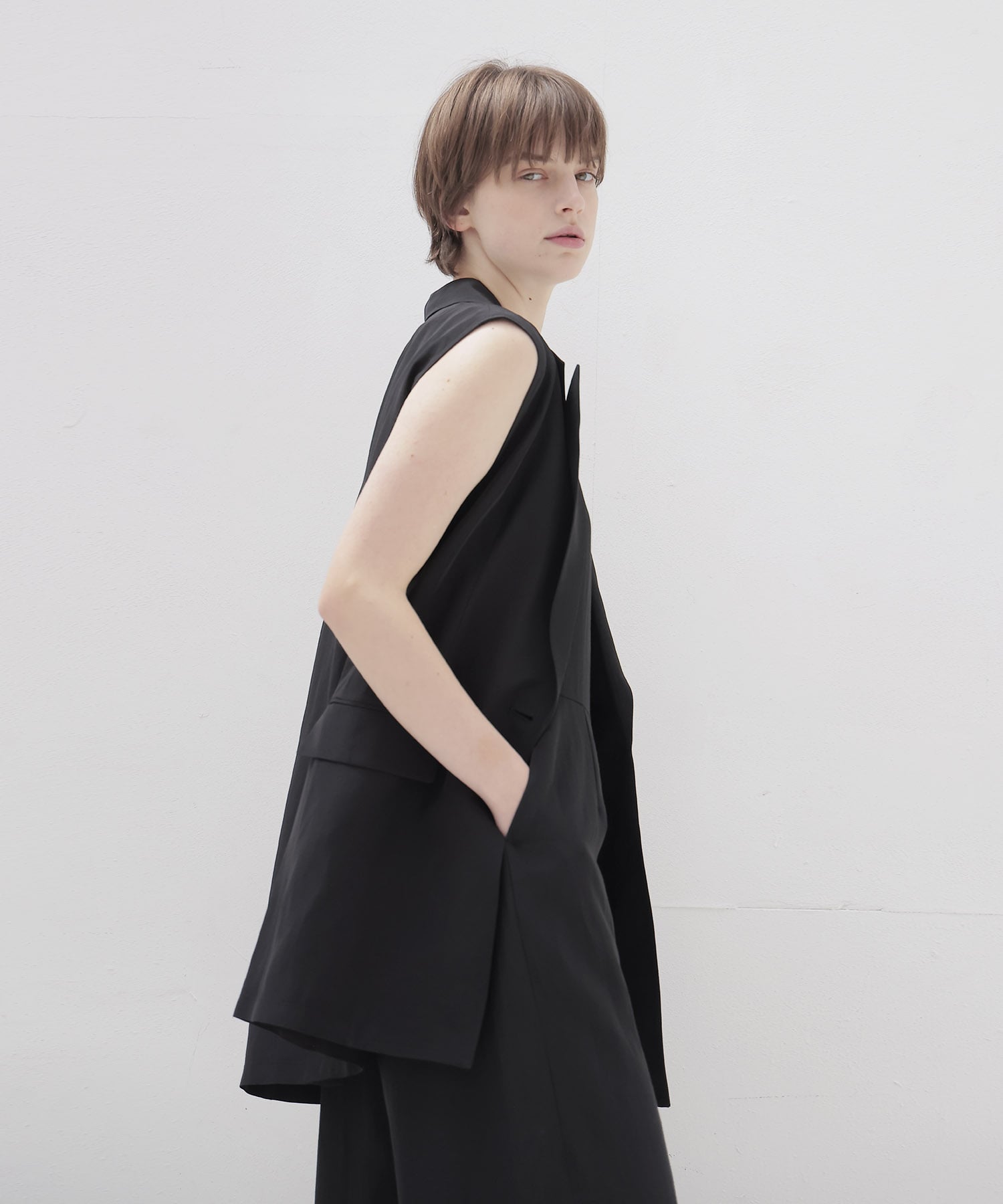 ＜B7＞linen slab boyfriend gilet