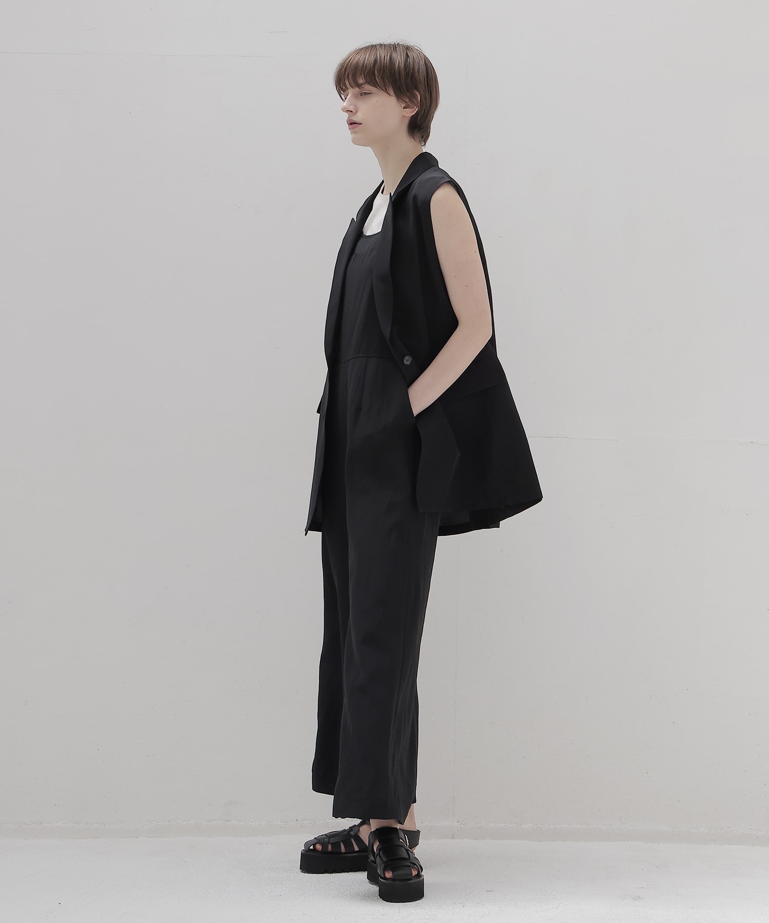 ＜B7＞linen slab boyfriend gilet