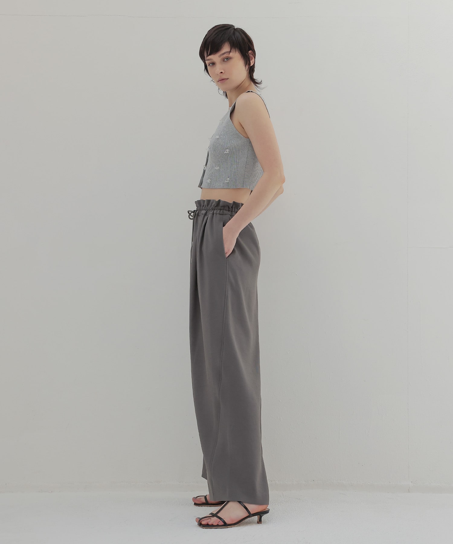 ＜B7＞dry calze pants