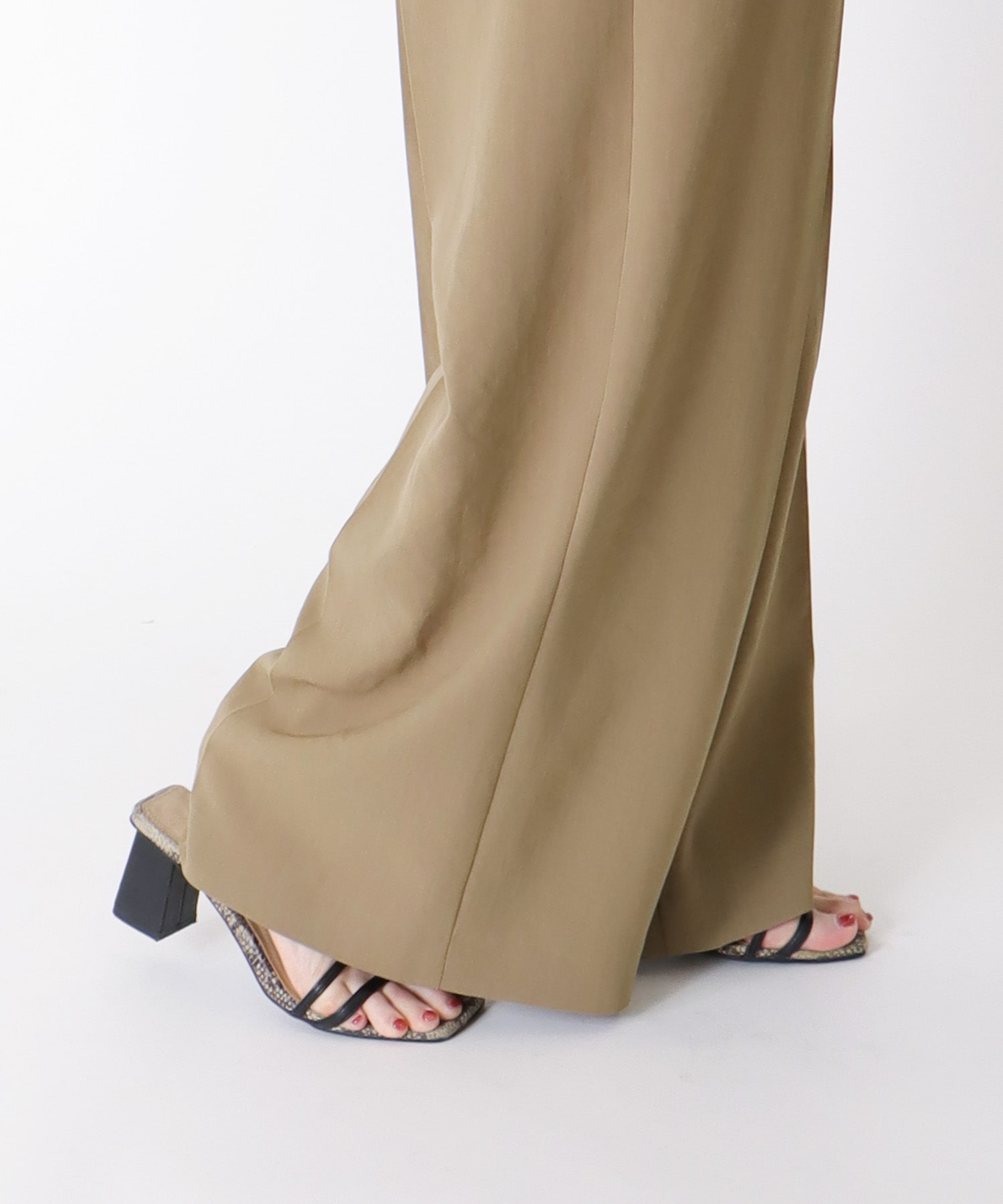 ＜B7＞sholder wide pants