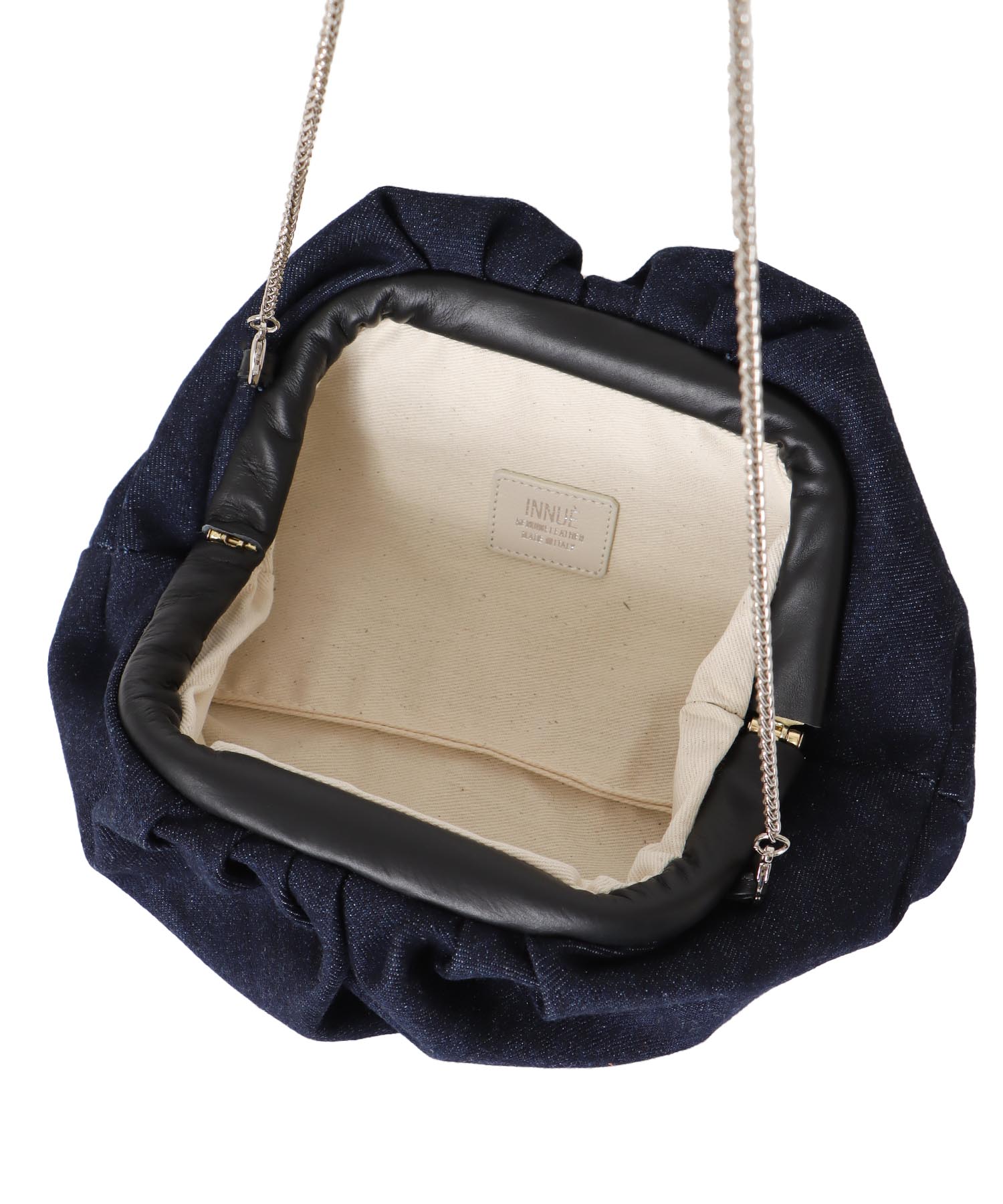 ＜INNUE＞clasp pochette