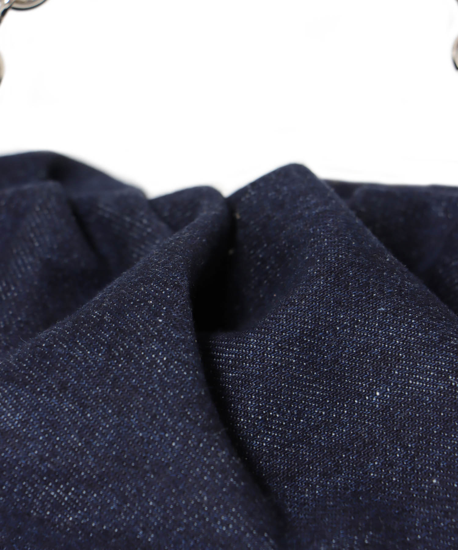 ＜INNUE＞clasp pochette