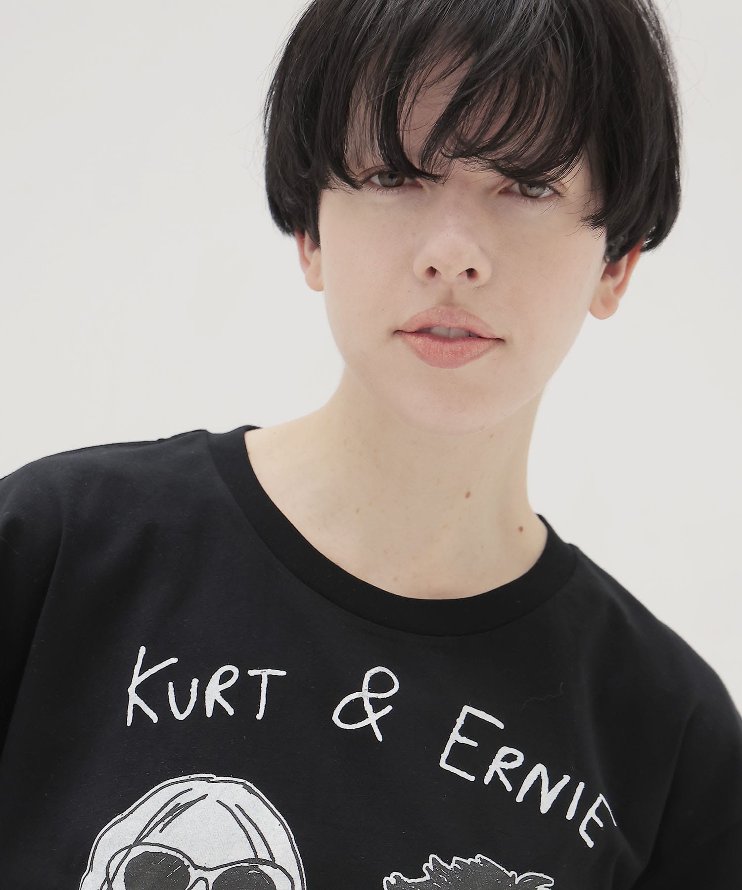 ＜BLACK SCORE＞KURT EMIE midriff tee