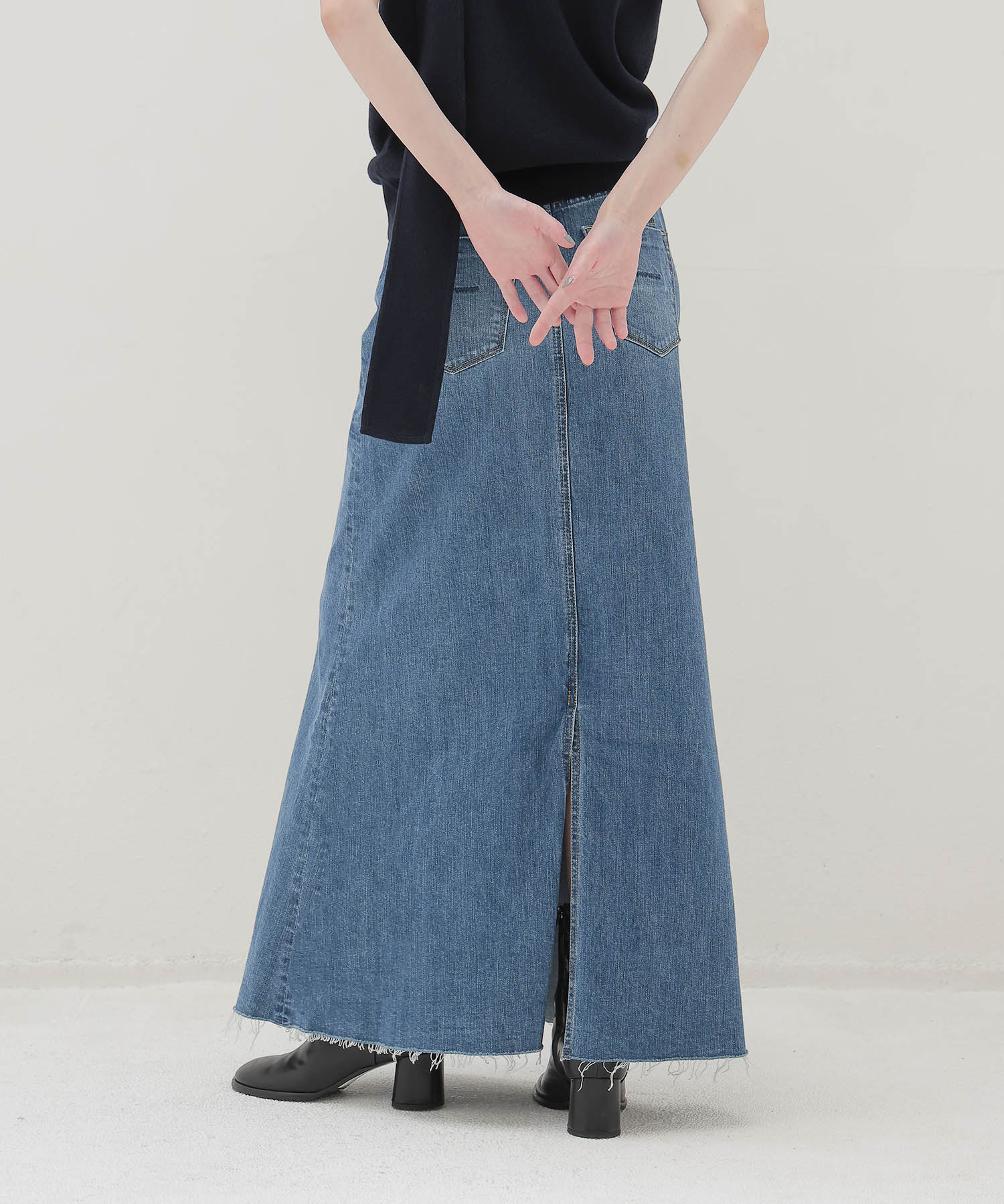 ＜YANUK＞Maxi Aline Skirt Blue