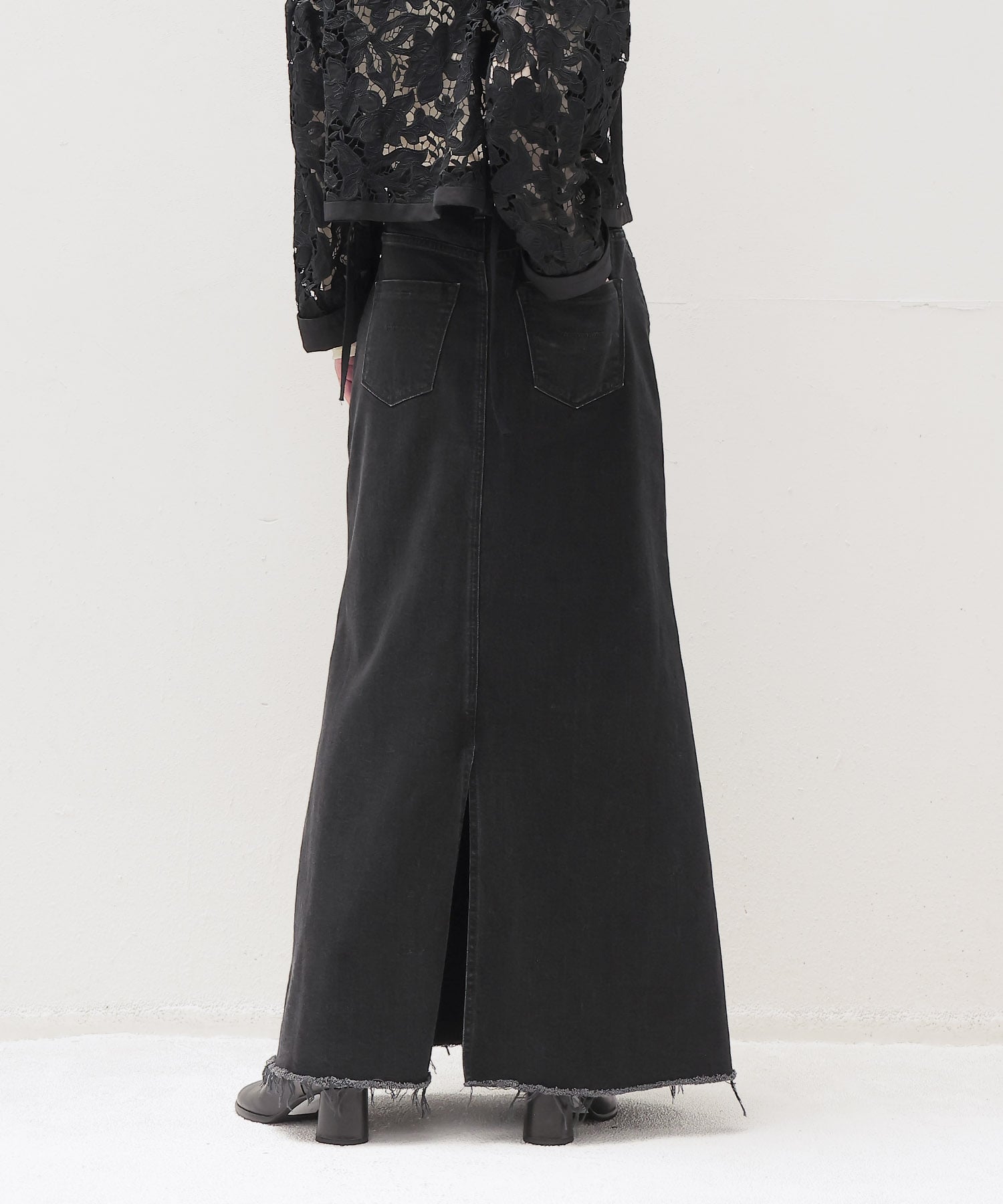 ＜YANUK＞Maxi Aline Skirt Black