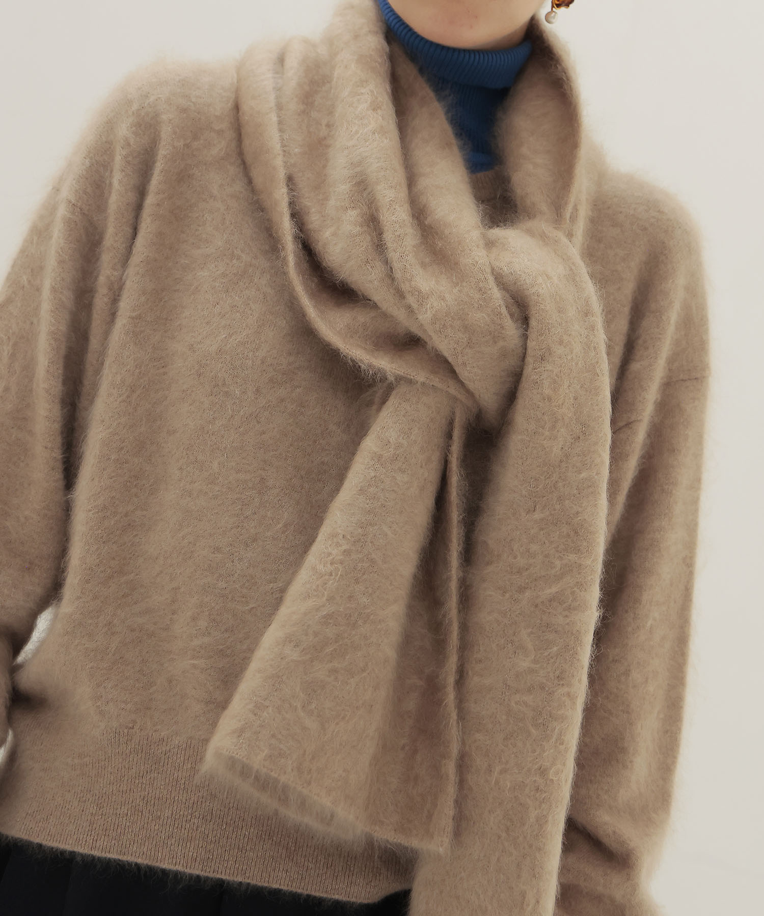 royal cashmere fluffy muffler
