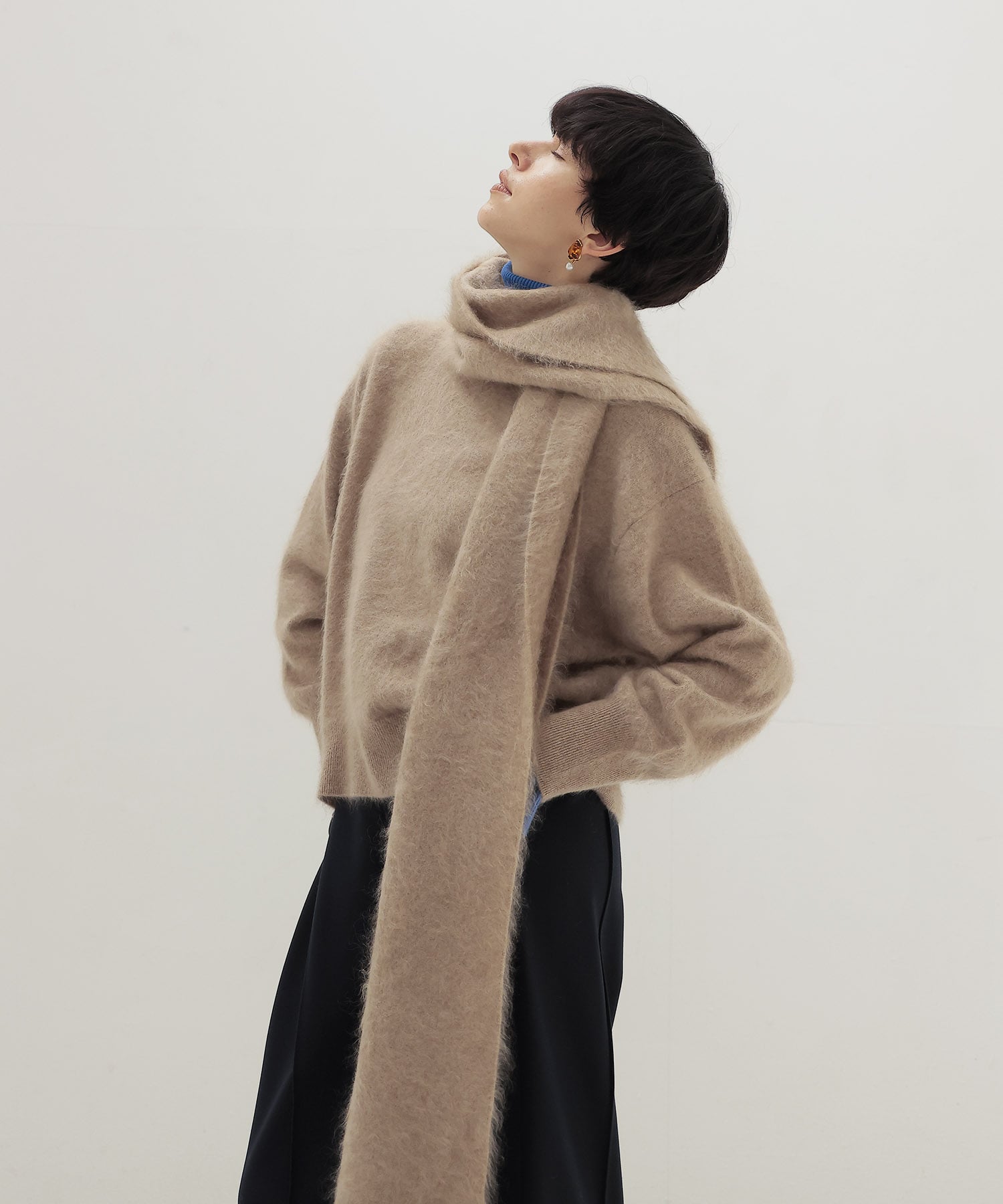 royal cashmere fluffy muffler