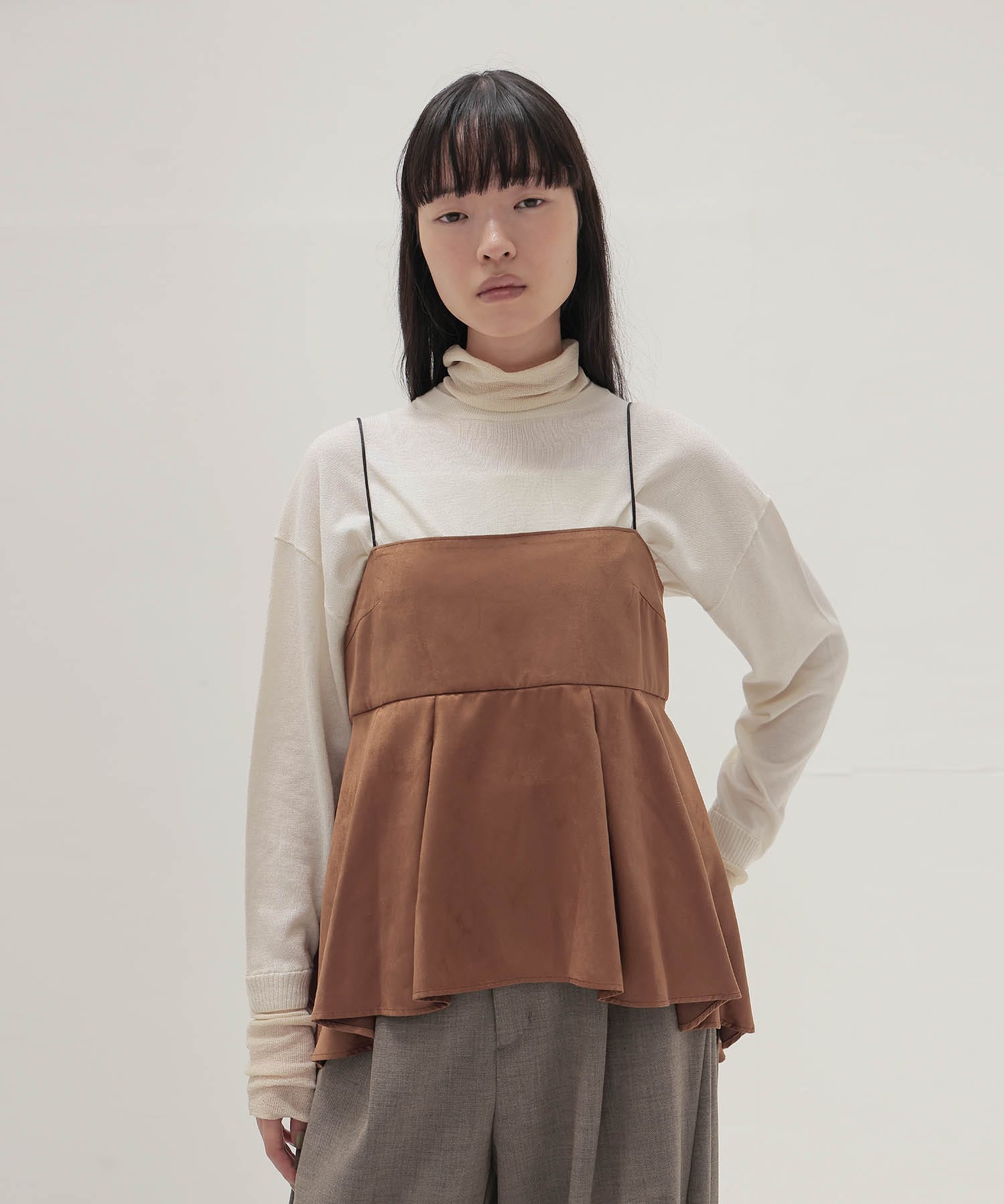 ＜B7＞suede peplum cami blouse