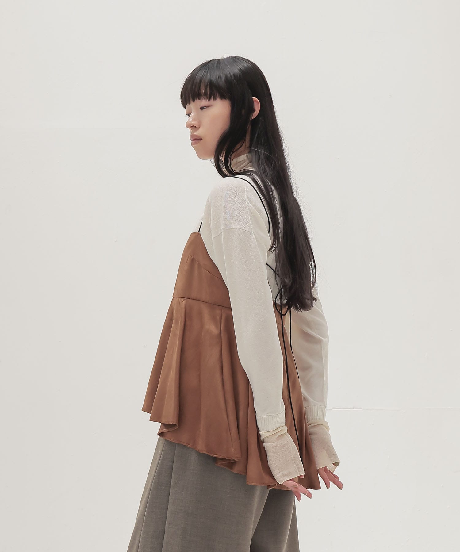 ＜B7＞suede peplum cami blouse