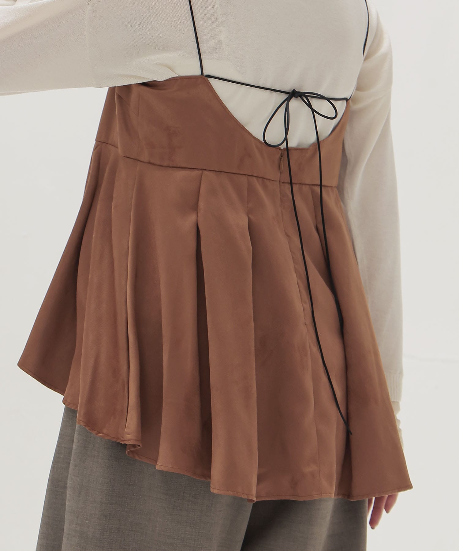 ＜B7＞suede peplum cami blouse