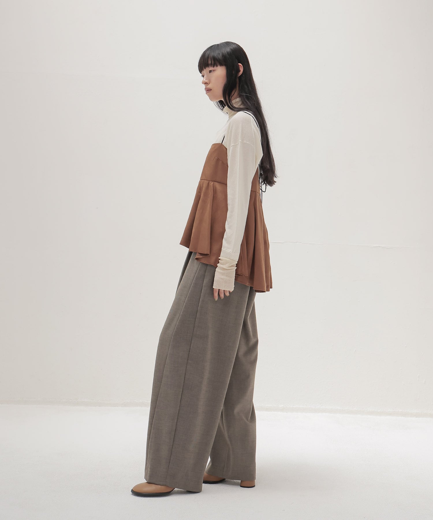 ＜B7＞suede peplum cami blouse