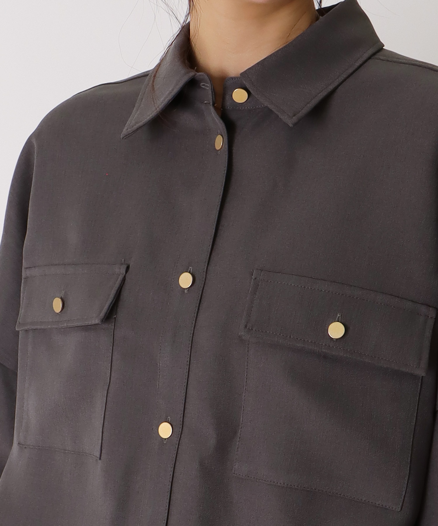 ＜B7＞powder twill gather blouse