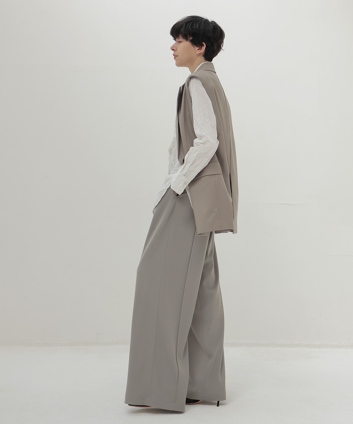 ＜B7＞melange gilet