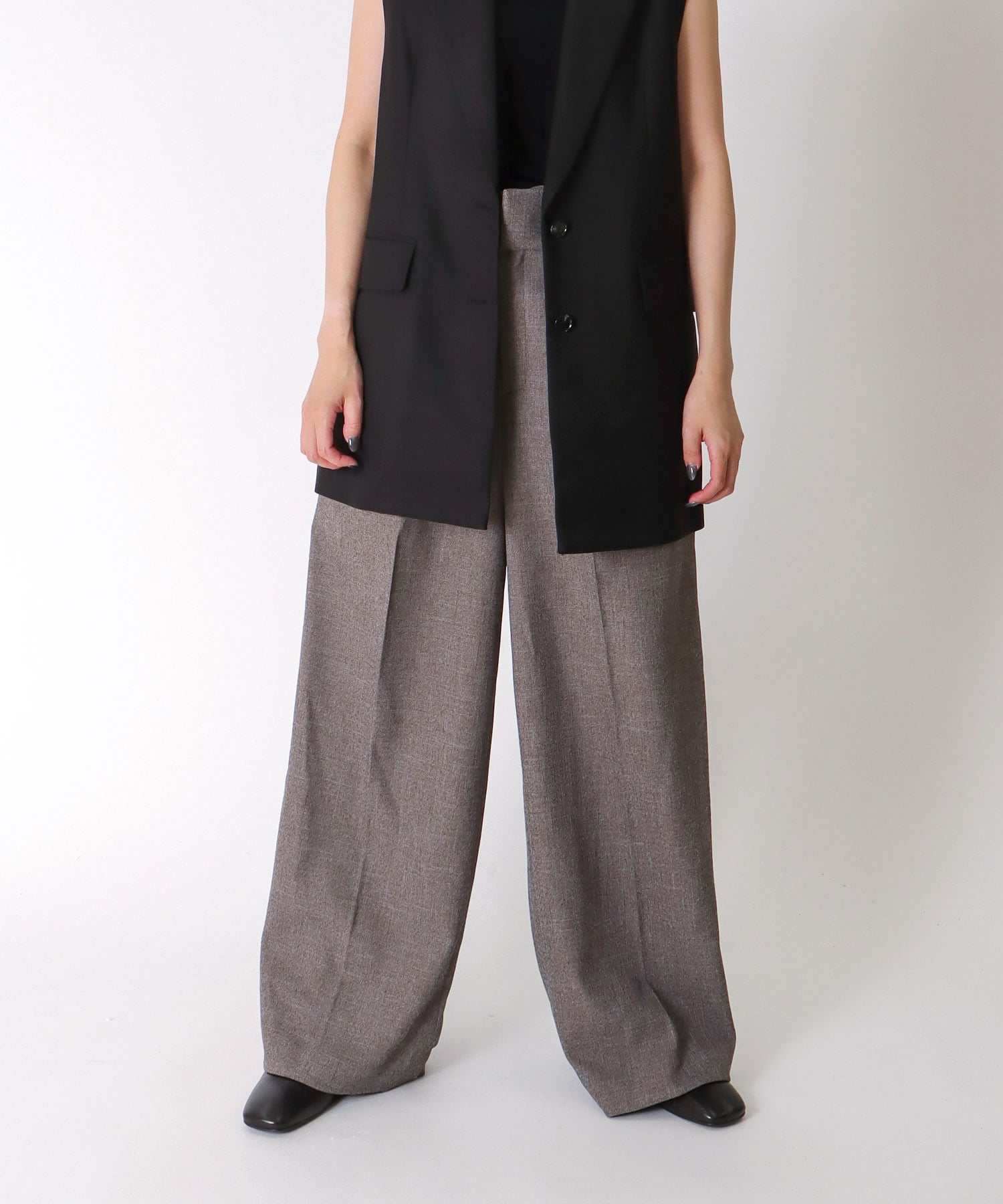 ＜B7＞shoulder wide pants