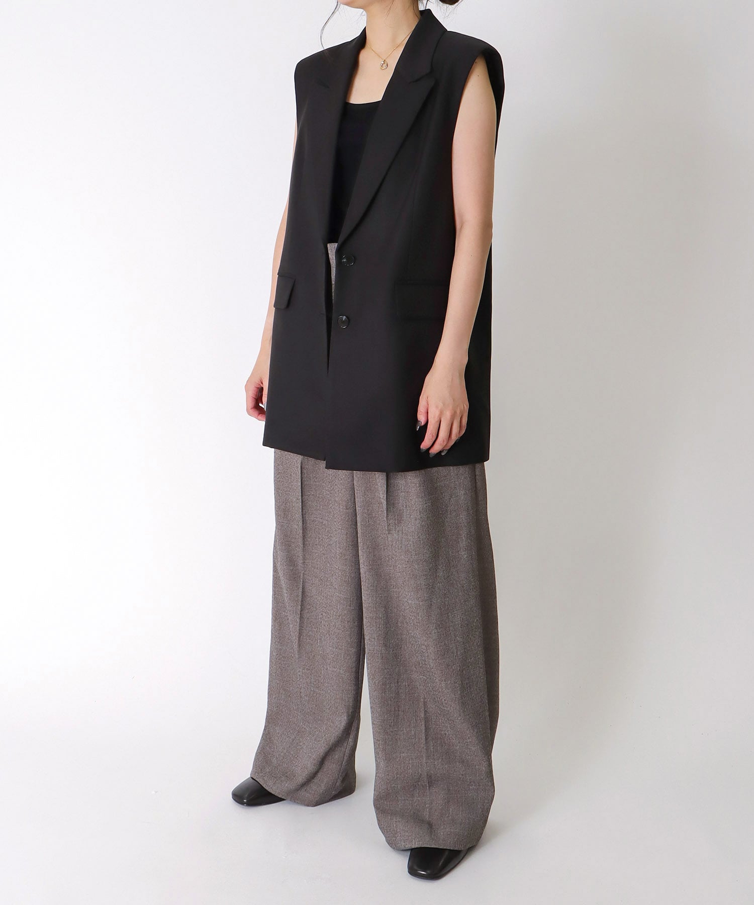 ＜B7＞shoulder wide pants