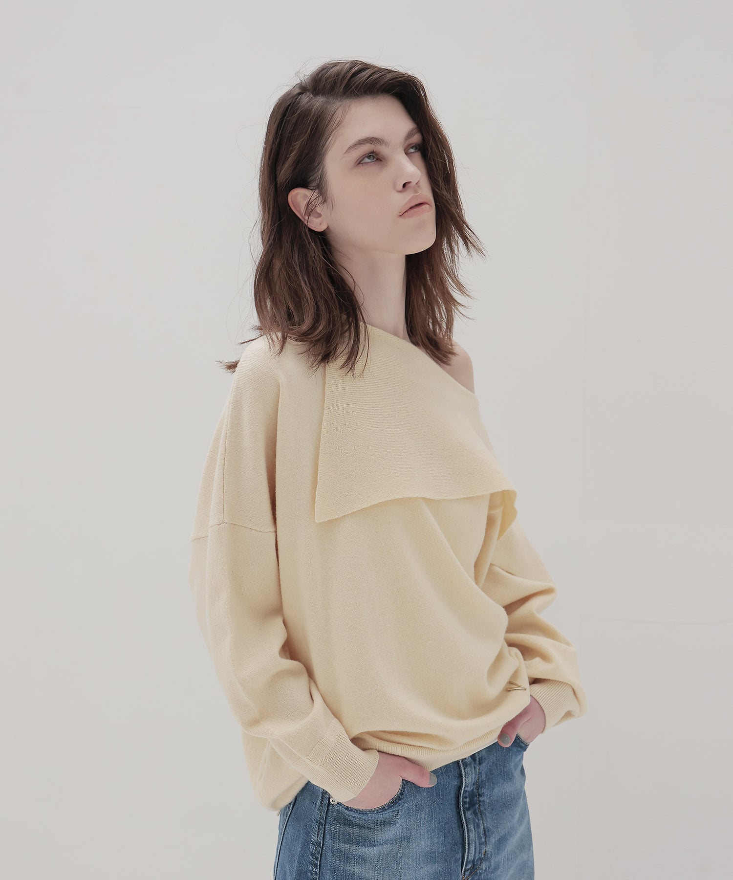 ＜VENIT＞ASYMMETRY KNIT PULLOVER