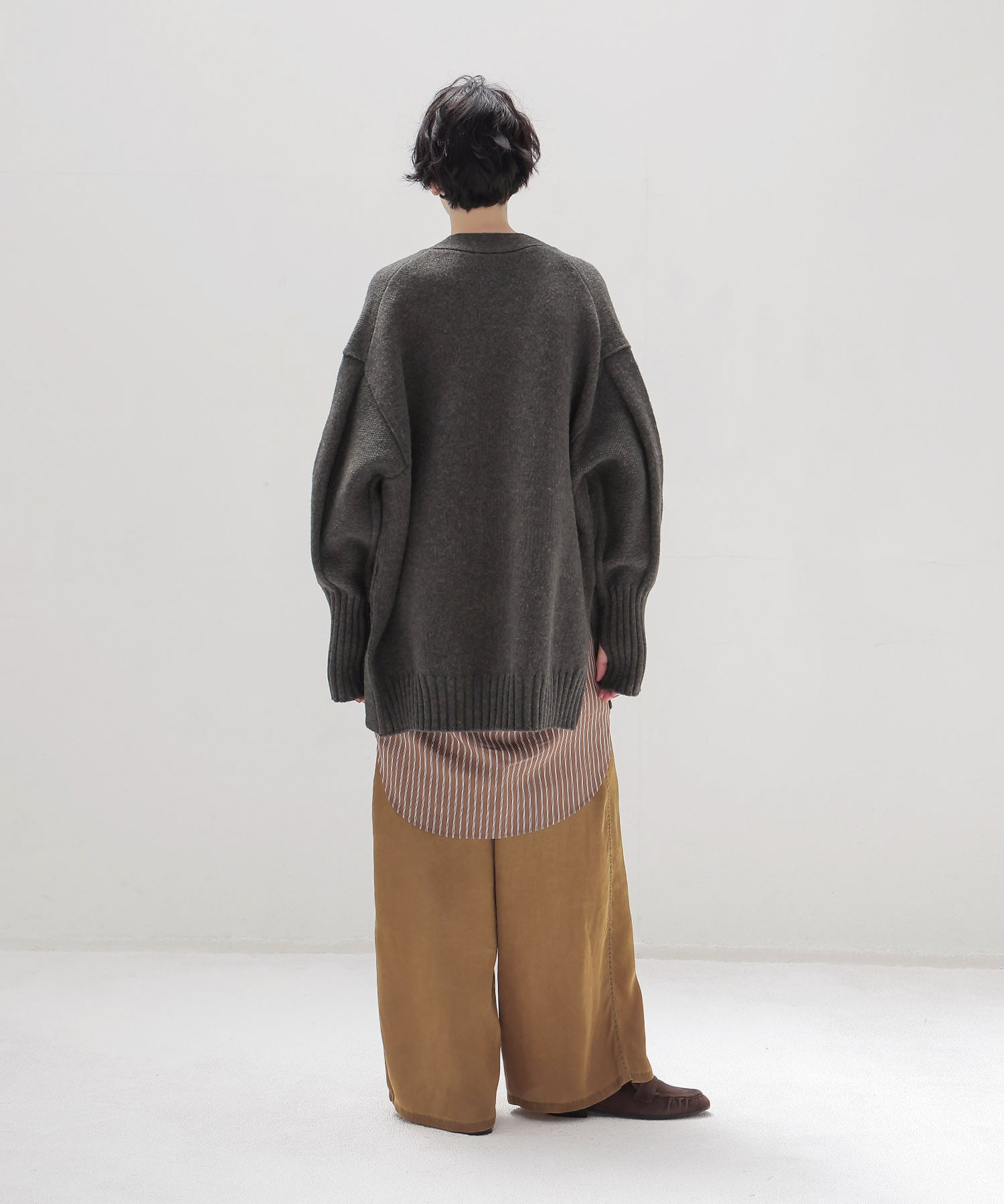 ＜VENIT＞NON MULESING WOOL CARDIGAN