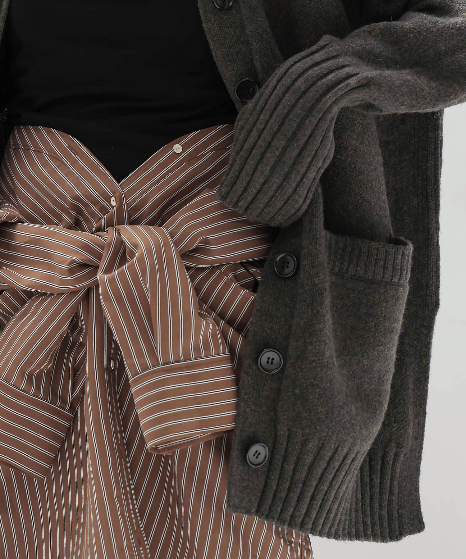 ＜VENIT＞NON MULESING WOOL CARDIGAN