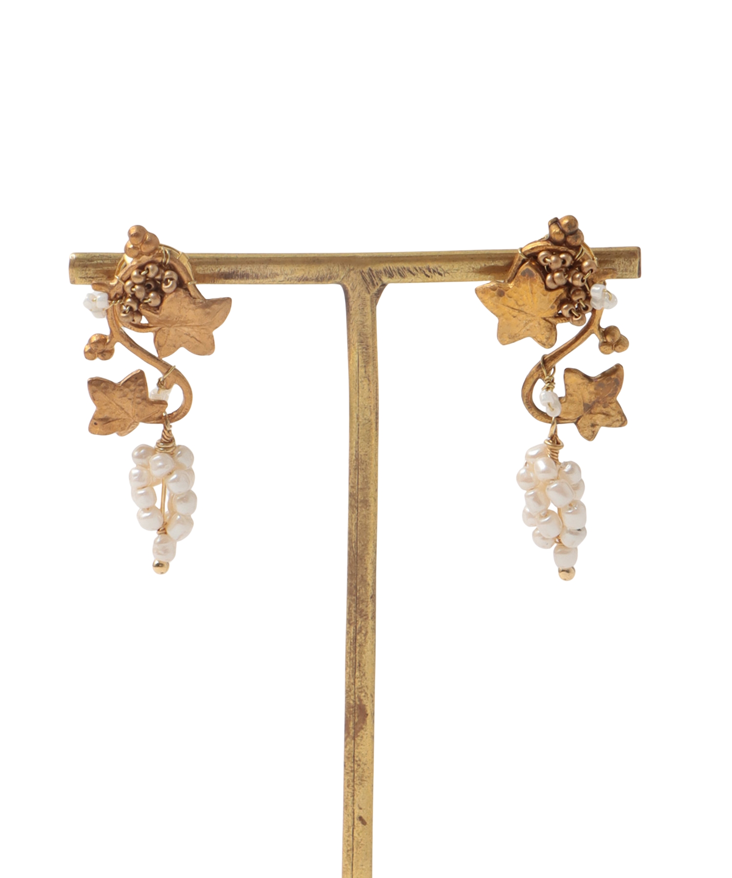 ＜monshiro＞budou leaf earring