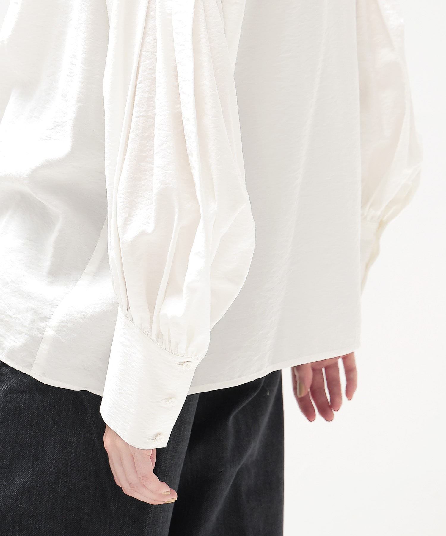 ＜TSURU by Mariko Oikawa＞Matiere