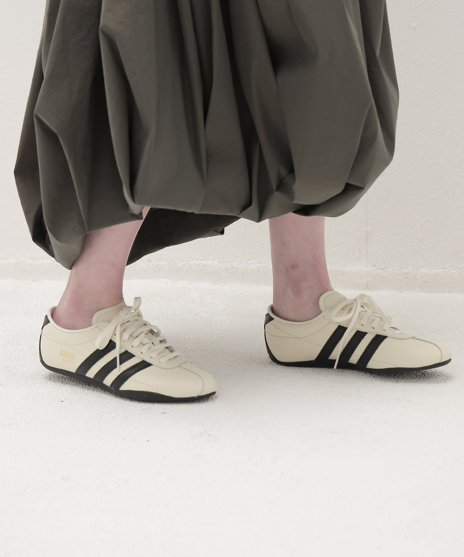 ＜adidas originals＞TOKYO W