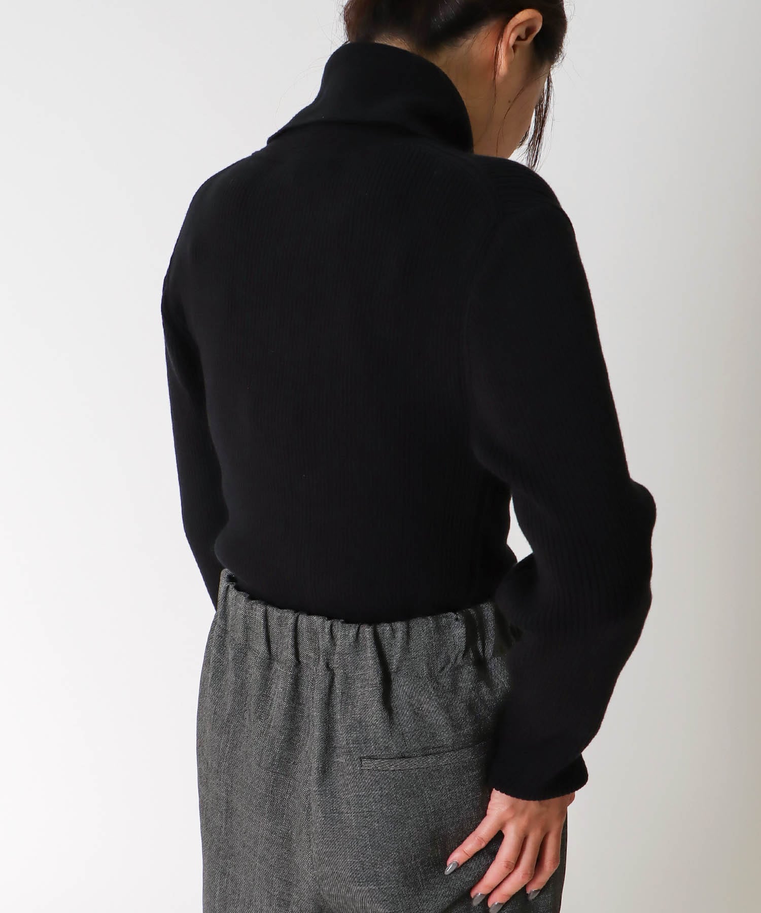 ＜uca＞collared lib turtle pullover