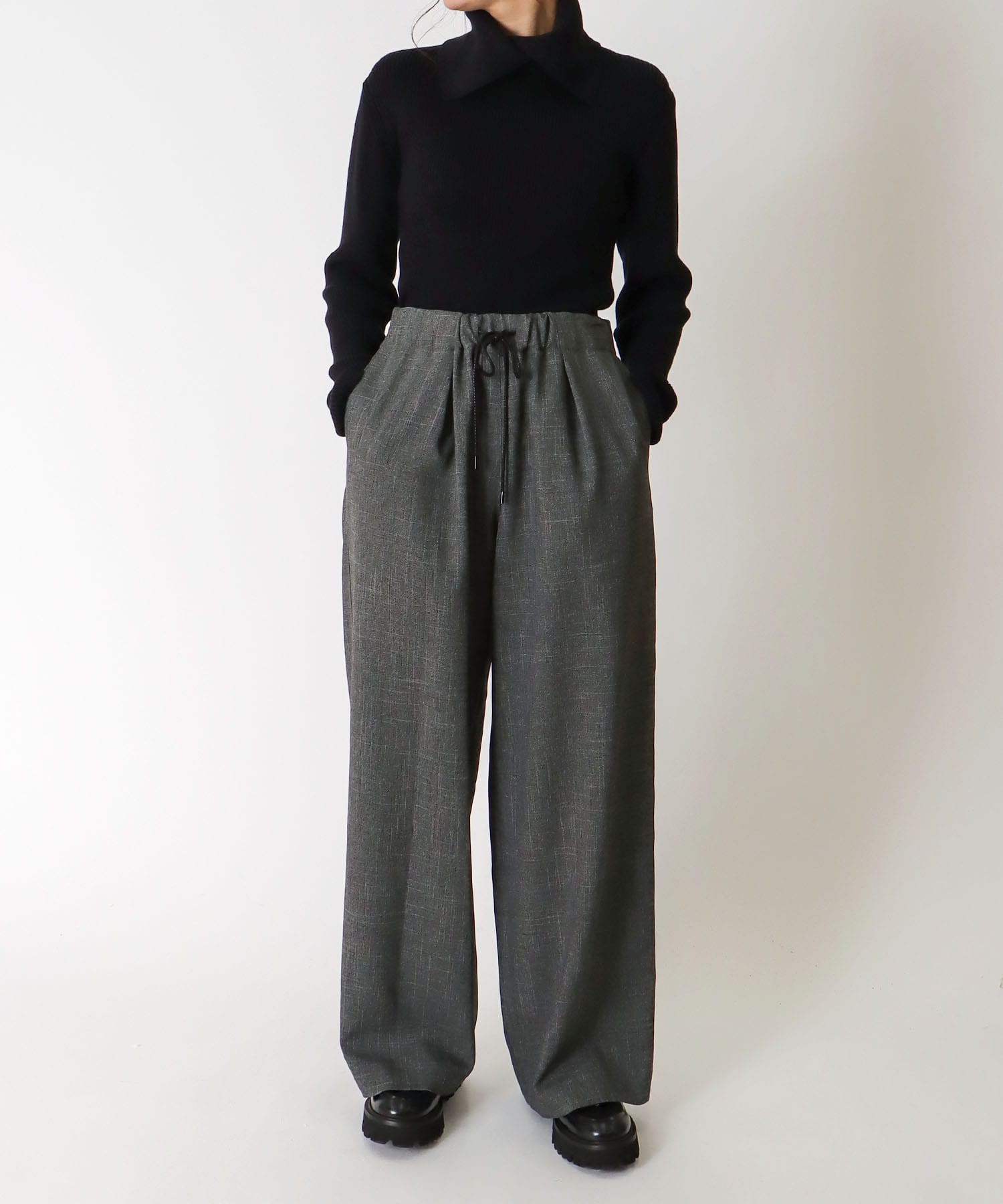 ＜uca＞collared lib turtle pullover