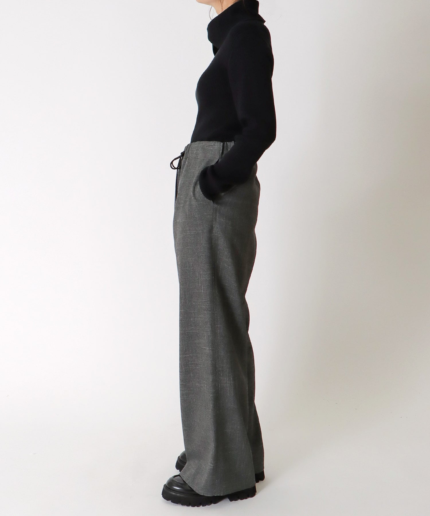 ＜uca＞collared lib turtle pullover