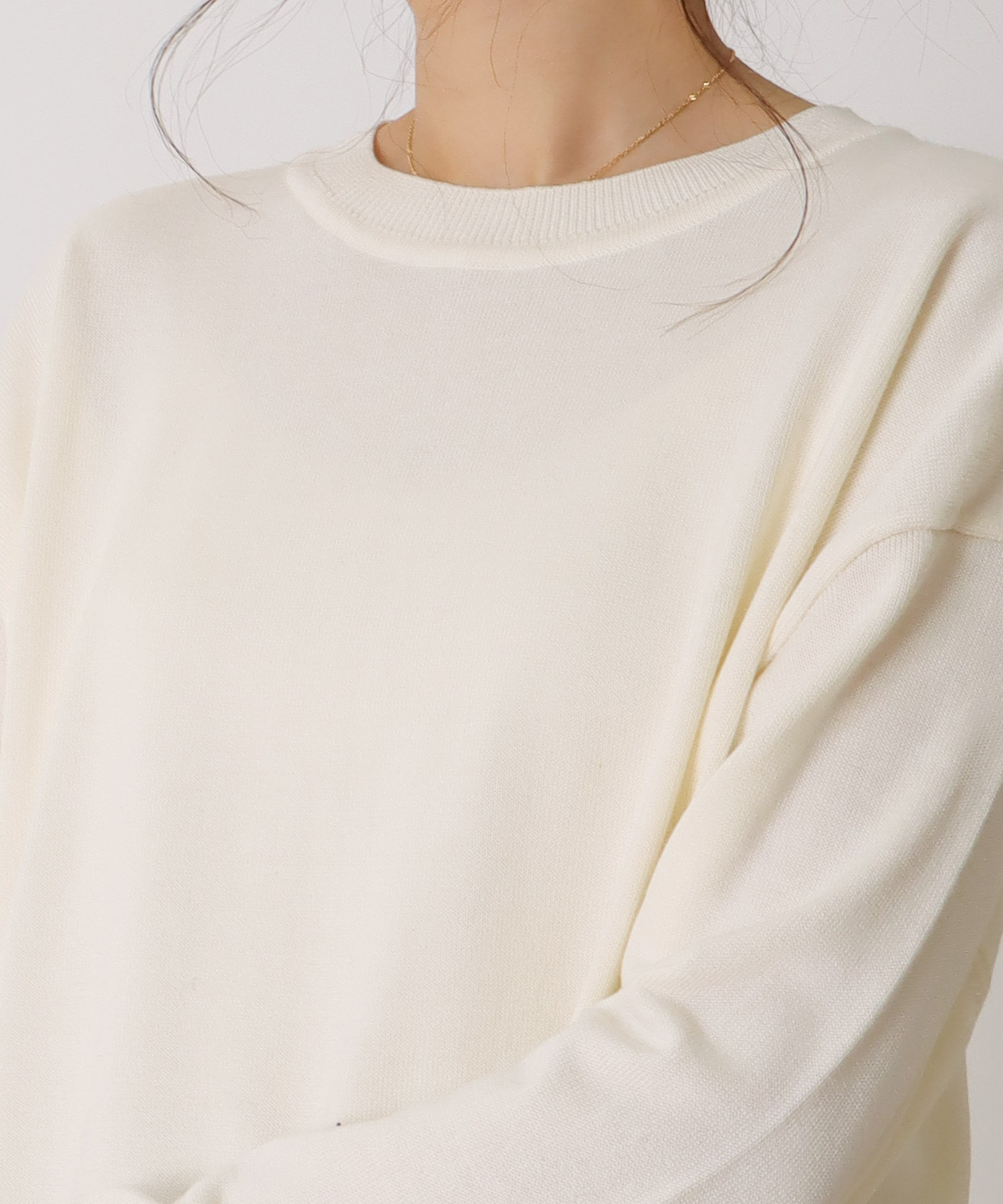 ＜uca＞back intarsist slit plain stitch crew pullover