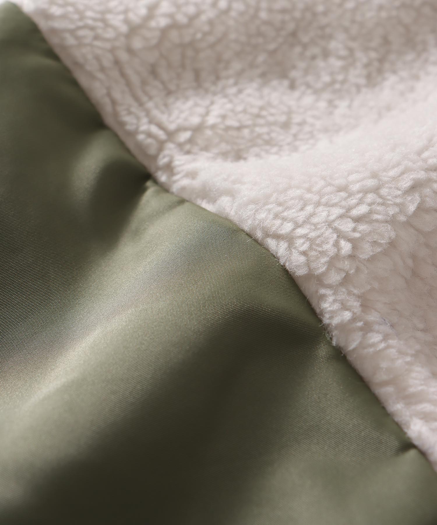 ＜STUMBLY＞Boa/Quilted MA-1 Combination JK
