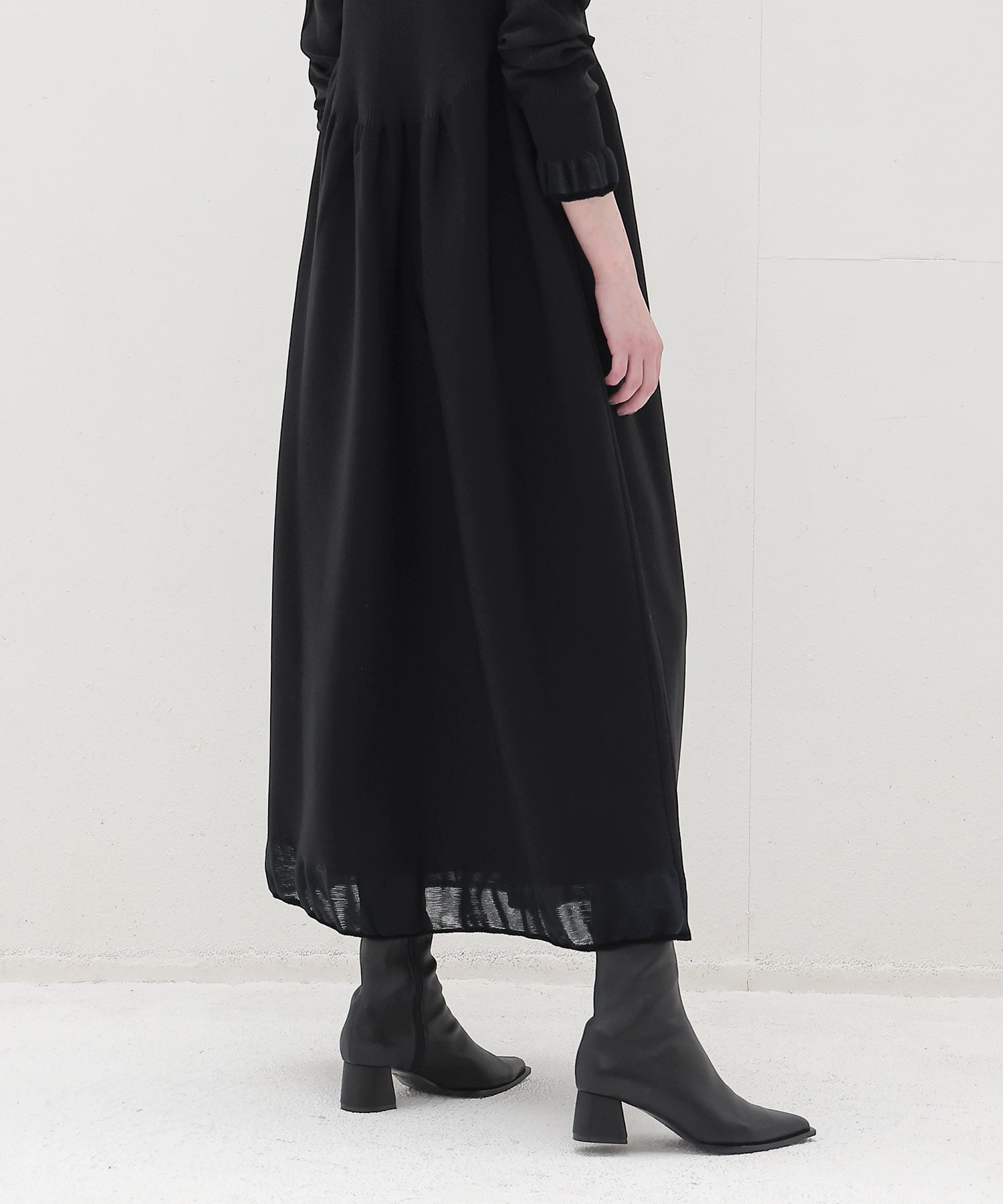 ＜ODAKHA＞gynoid dress