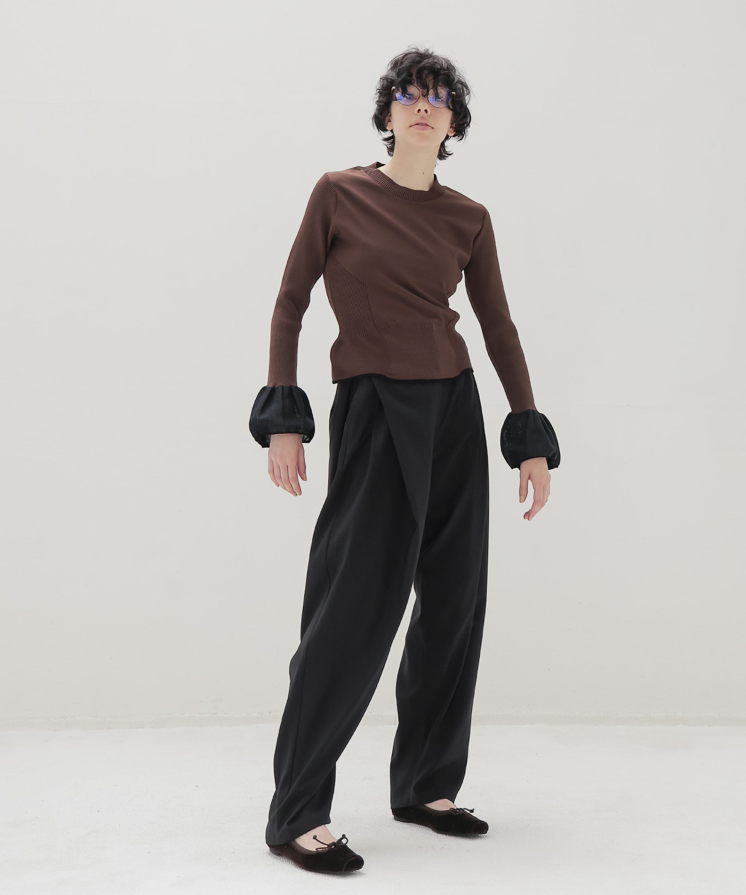 ＜ODAKHA＞flow tucked trousers