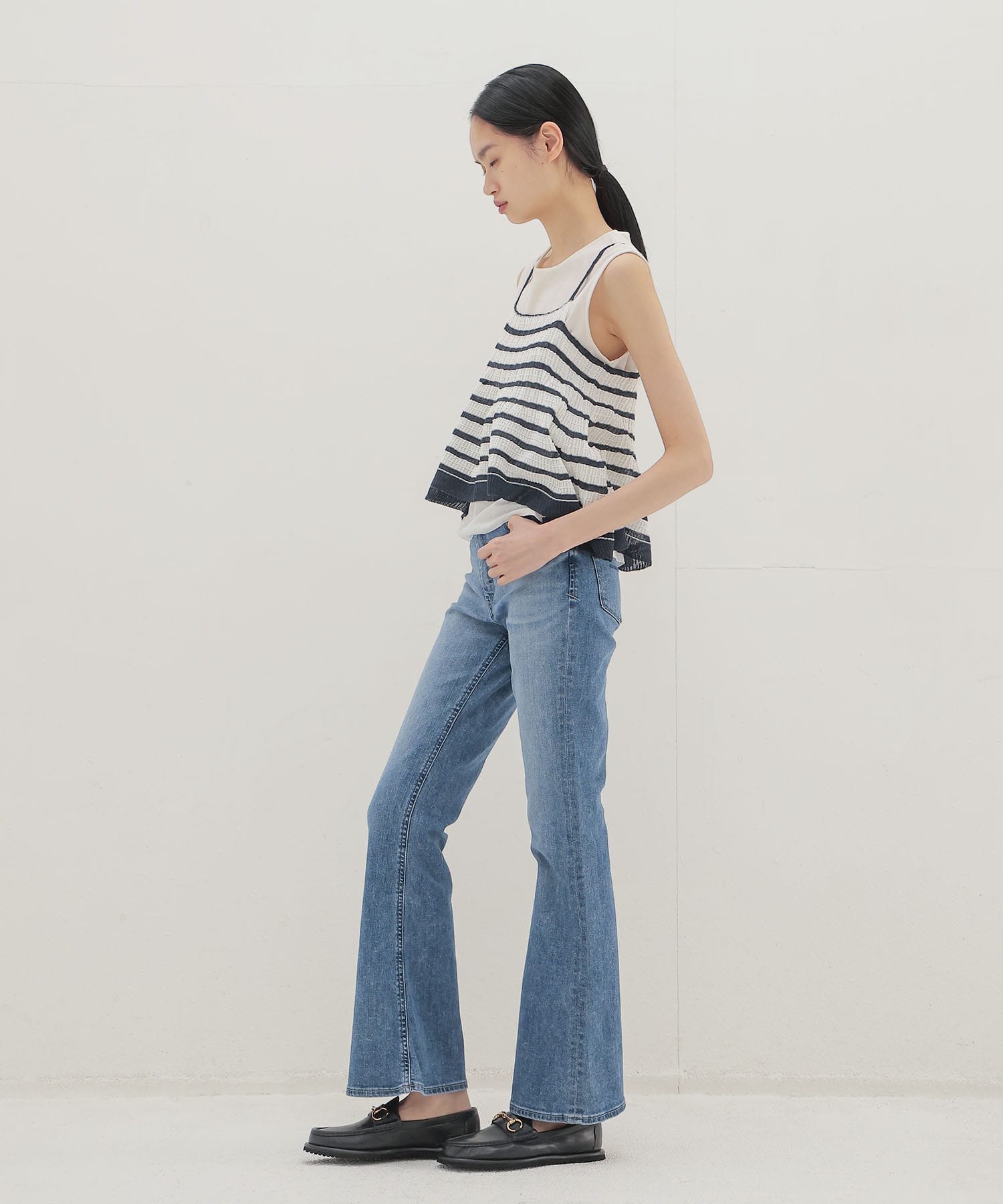 ＜YANUK＞Bootcut Foggy Light Blue