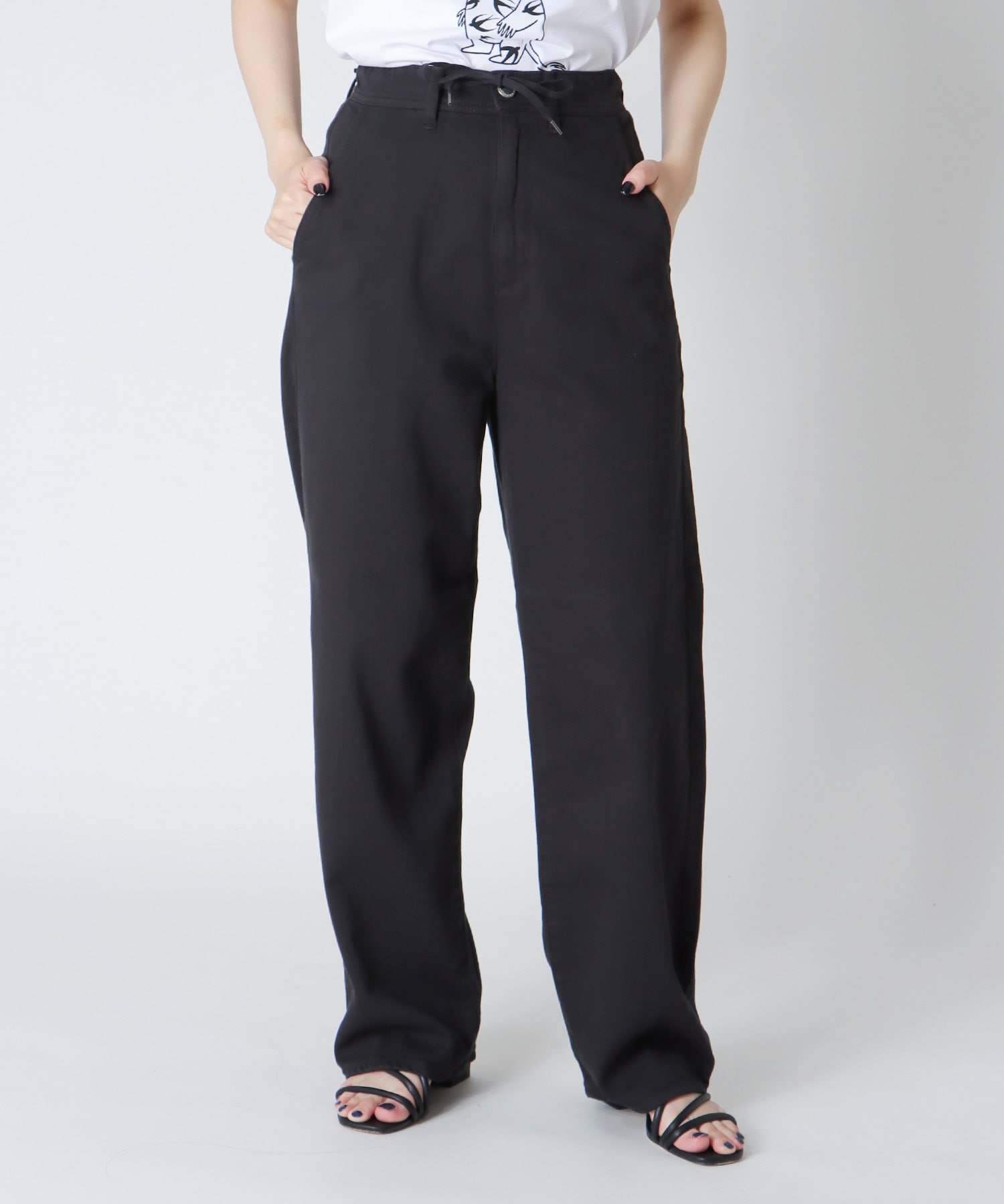 ＜YANUK＞Relax LILITH BLACK