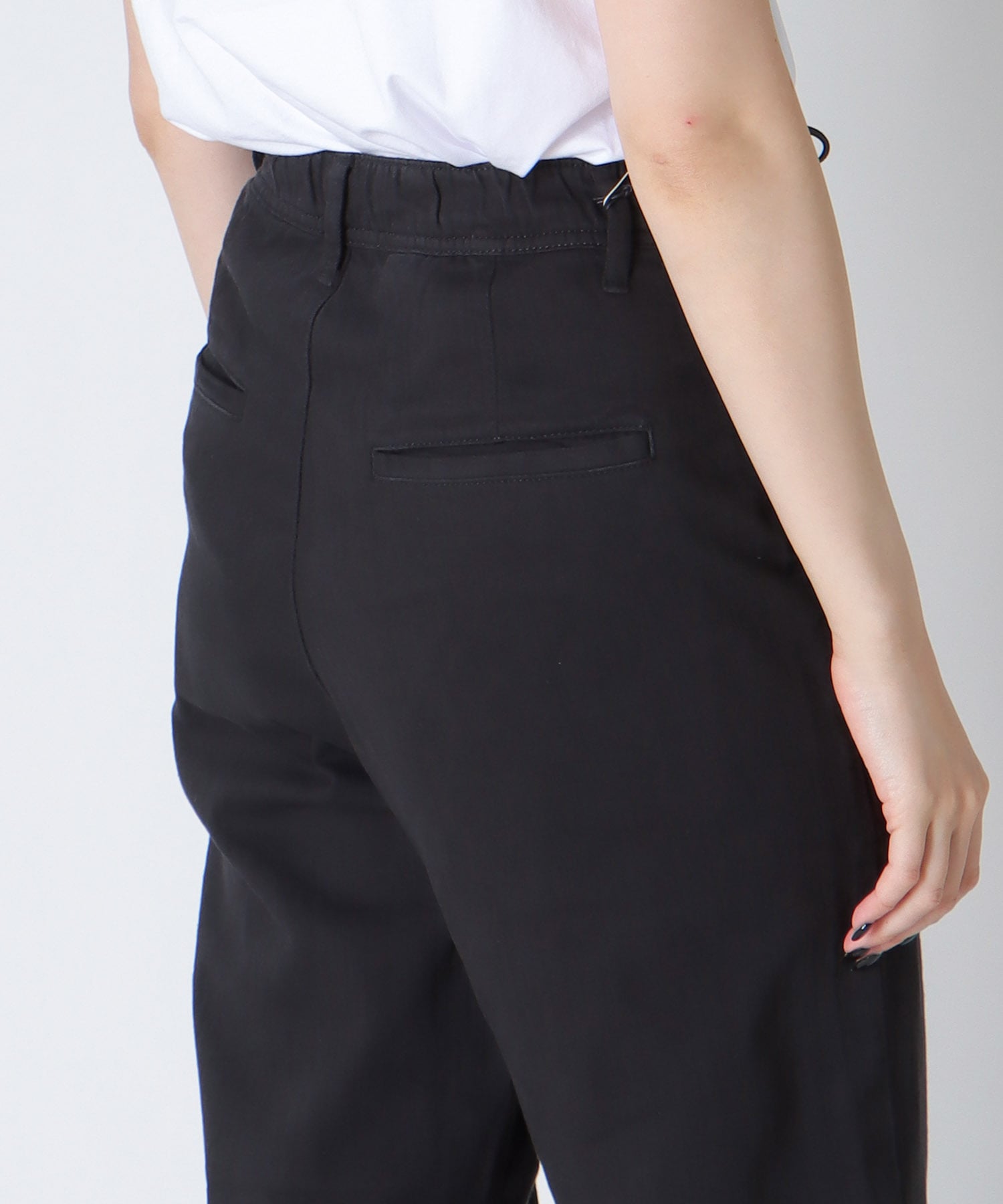 ＜YANUK＞Relax LILITH BLACK