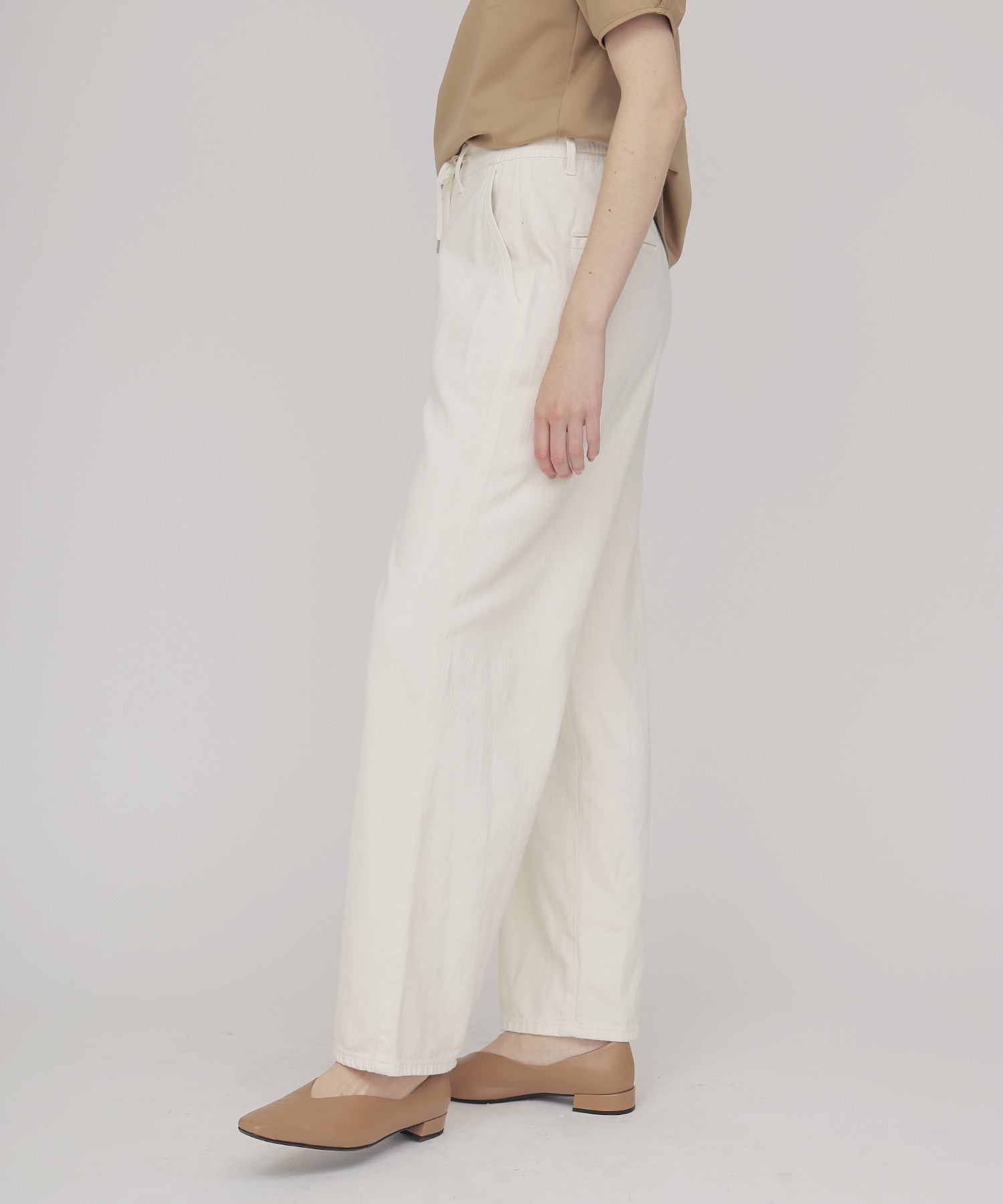 ＜YANUK＞Relax LILITH WHITE