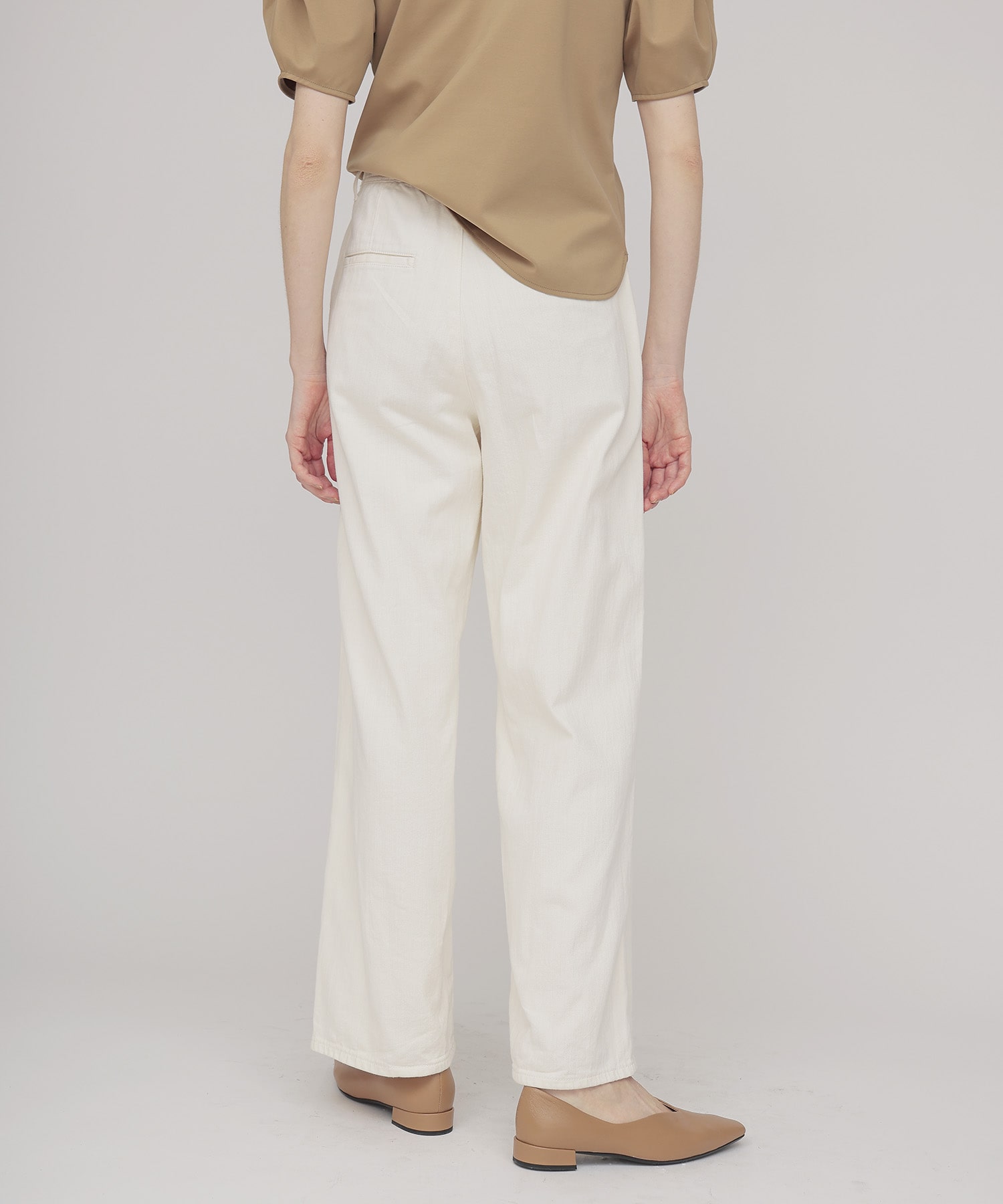 ＜YANUK＞Relax LILITH WHITE