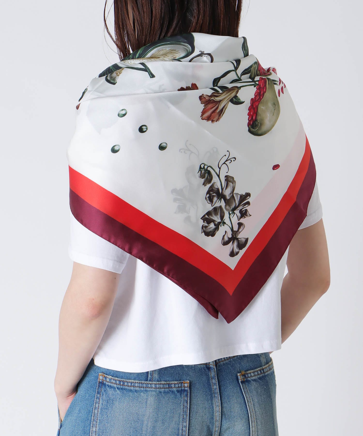 ＜MILLELA FIRENZE＞botanical pattern scarf