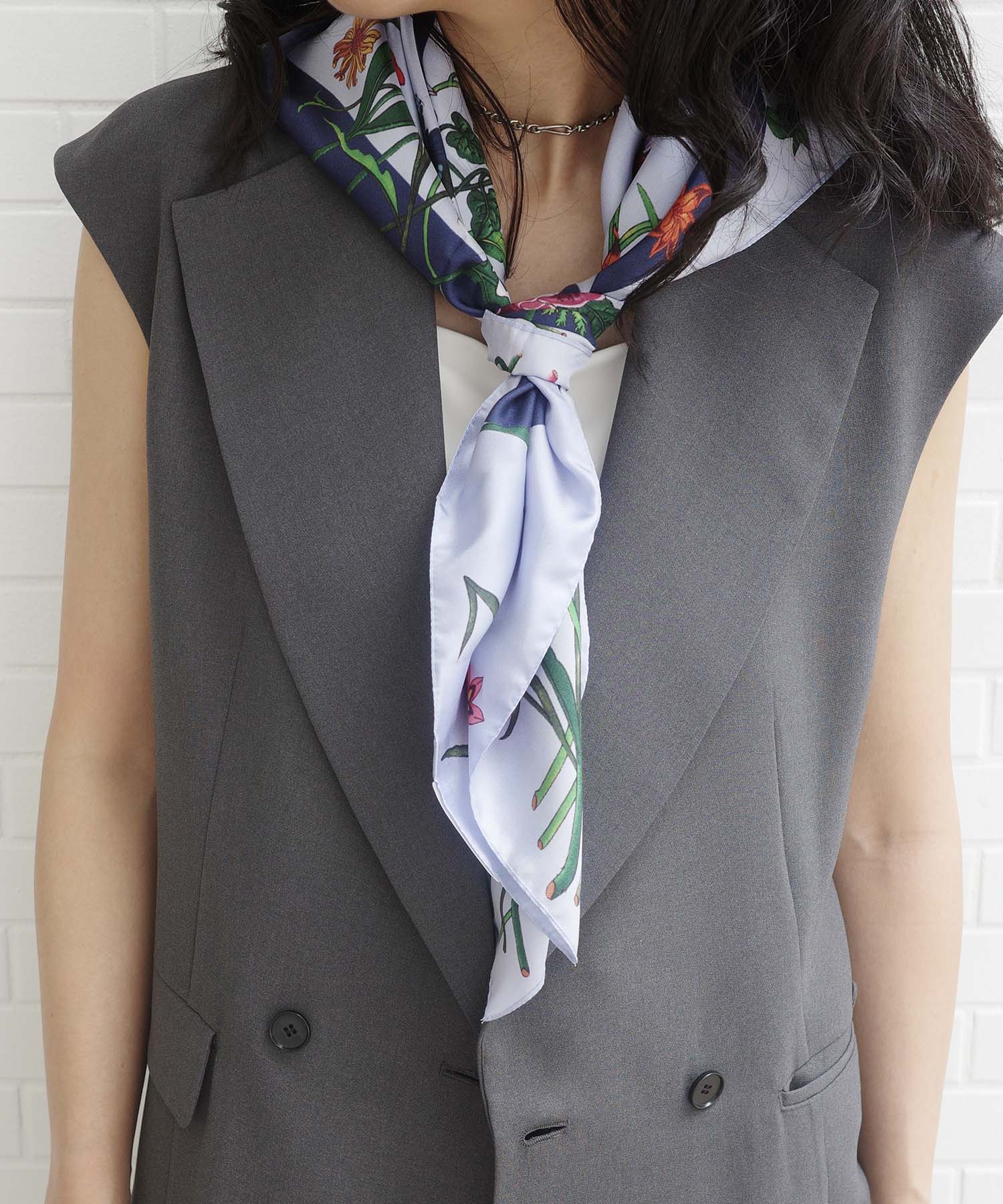 ＜MILLELA FIRENZE＞flower pattern scarf